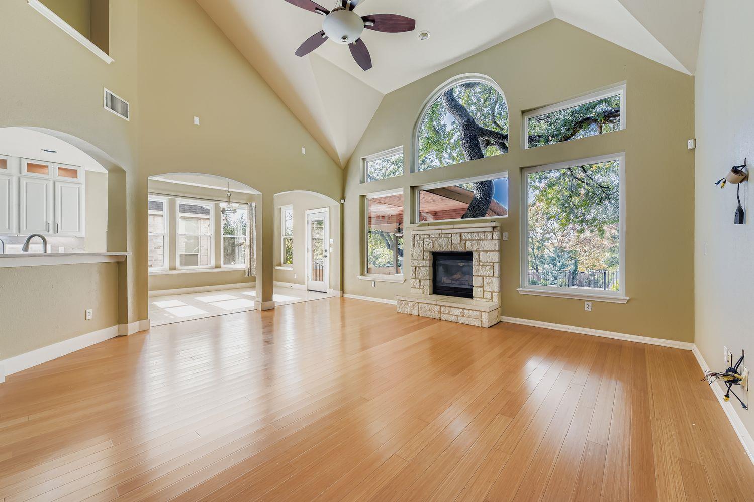 1028 Horseback Holw, Austin, TX 78732