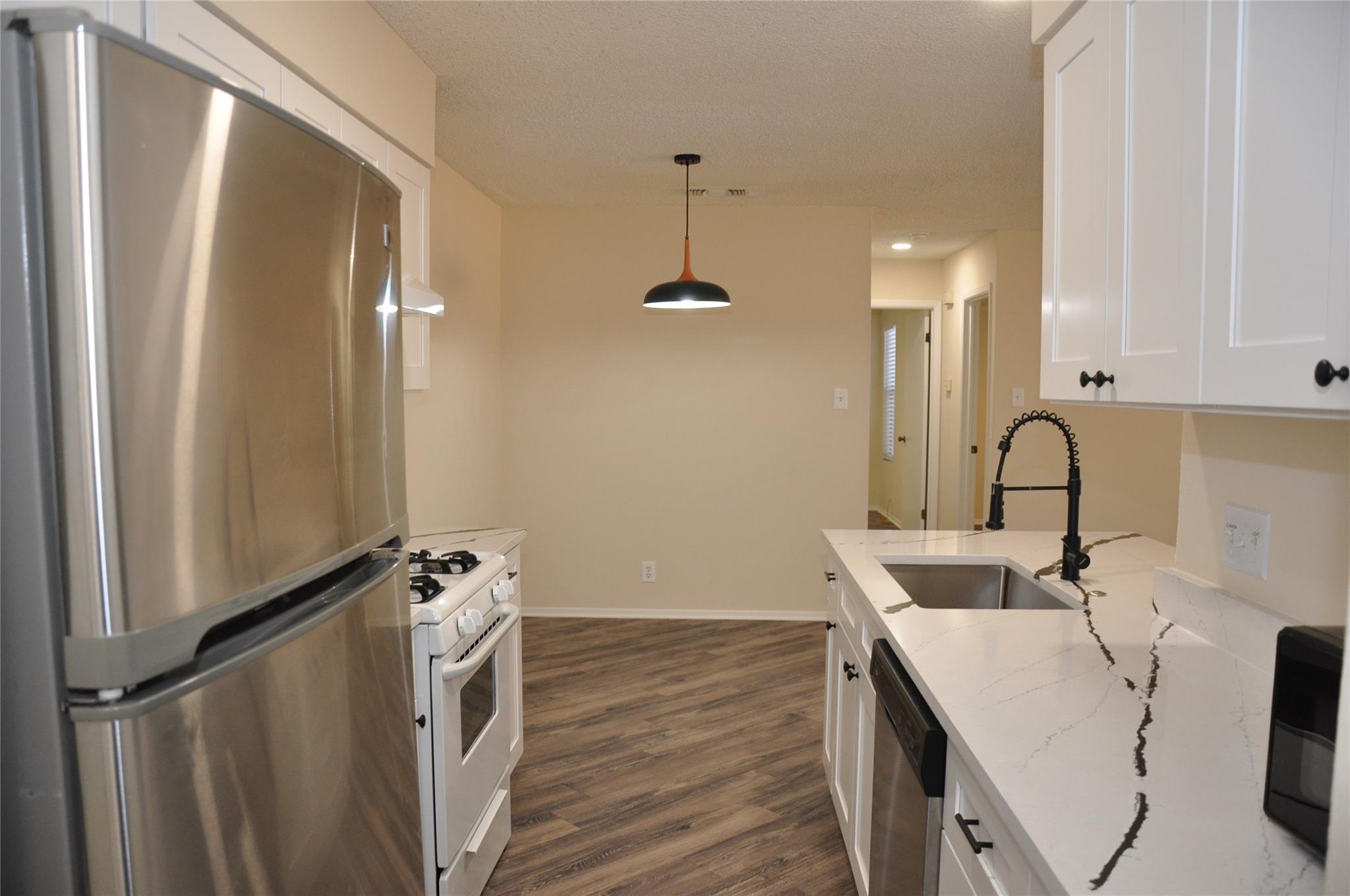 804 Osage Dr # A, Leander, TX 78641