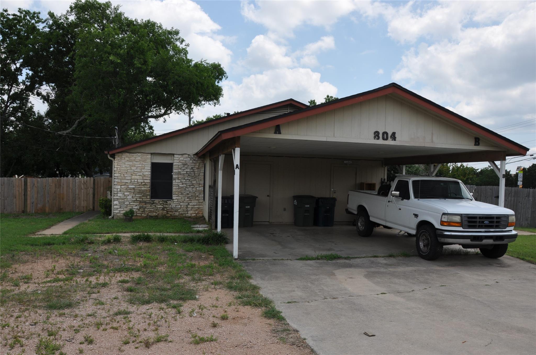 804 Osage Dr # A, Leander, TX 78641