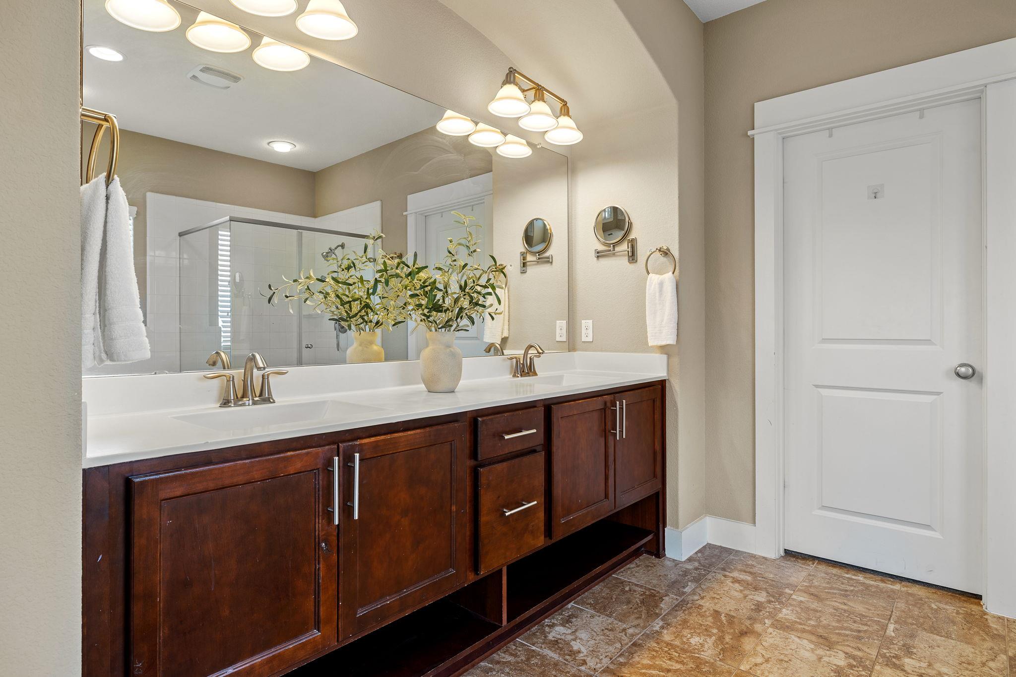 12009 Natures Bnd, Austin, TX 78753