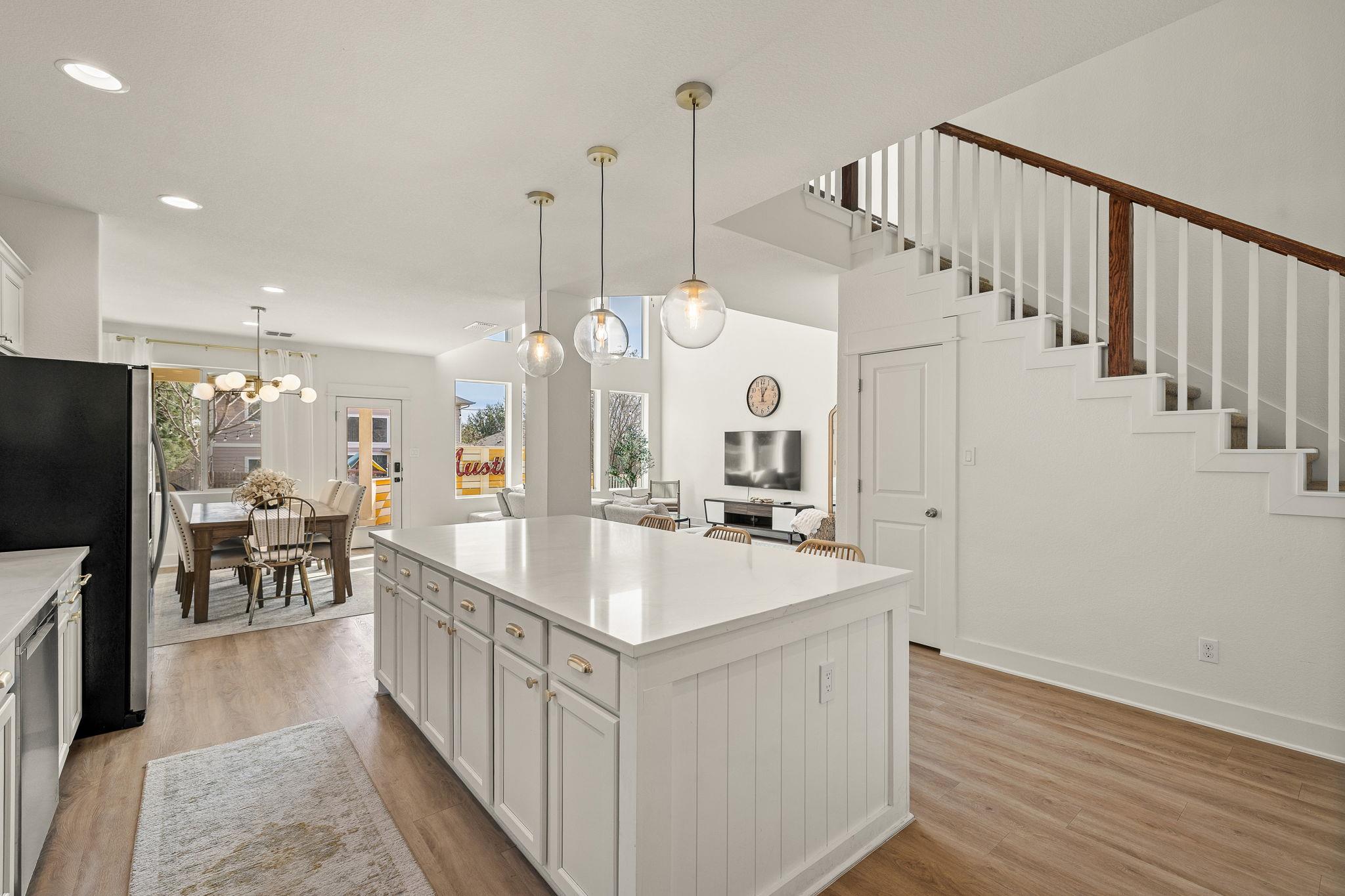 12009 Natures Bnd, Austin, TX 78753