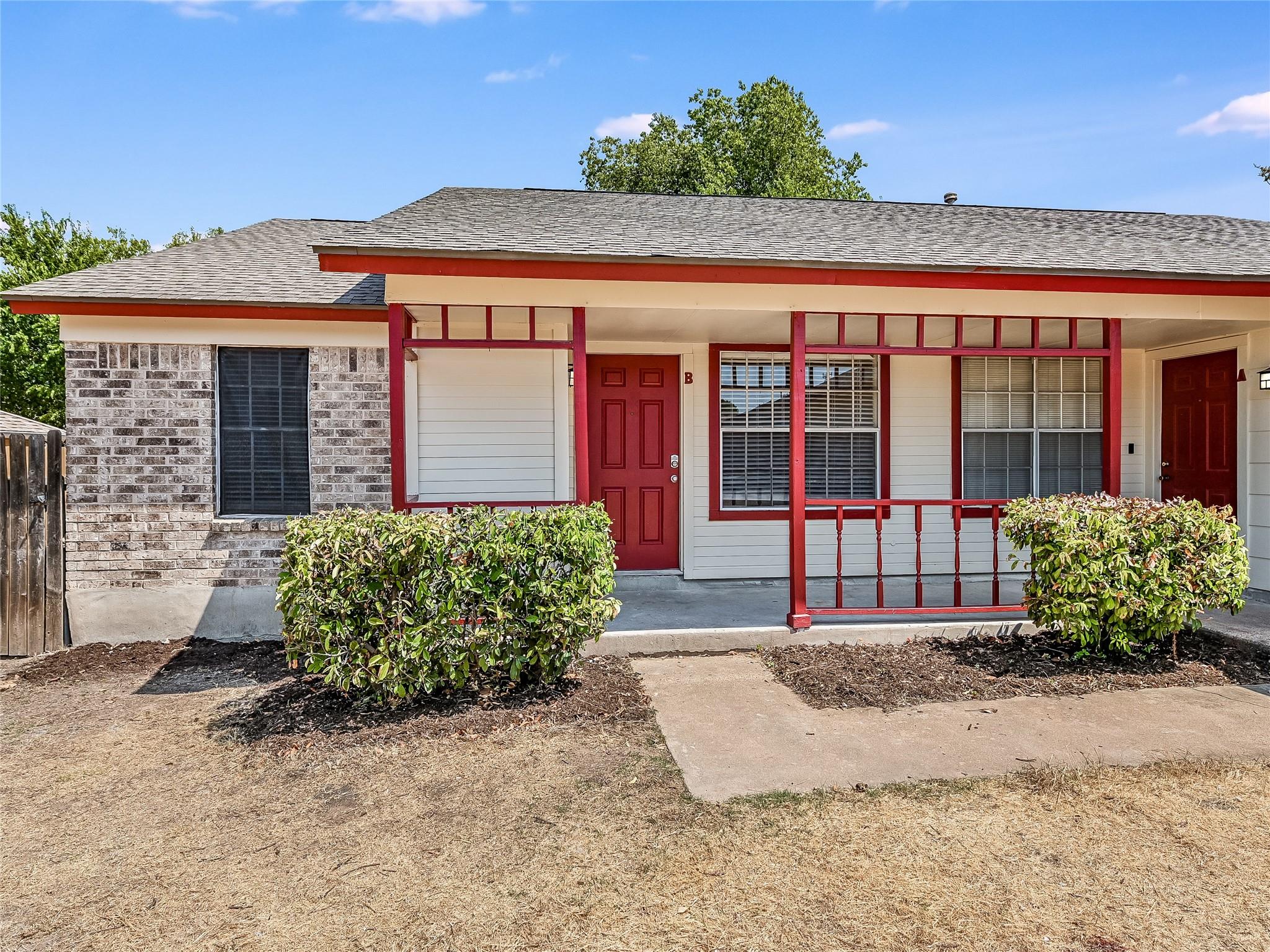 1916 GRACY FARMS Ln # B, Austin, TX 78758