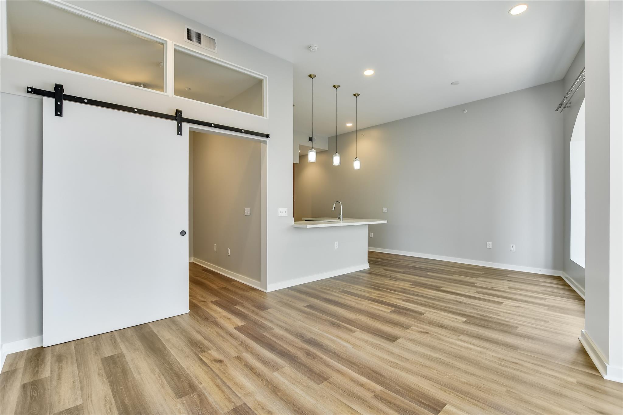 507 Sabine St # 709, Austin, TX 78701