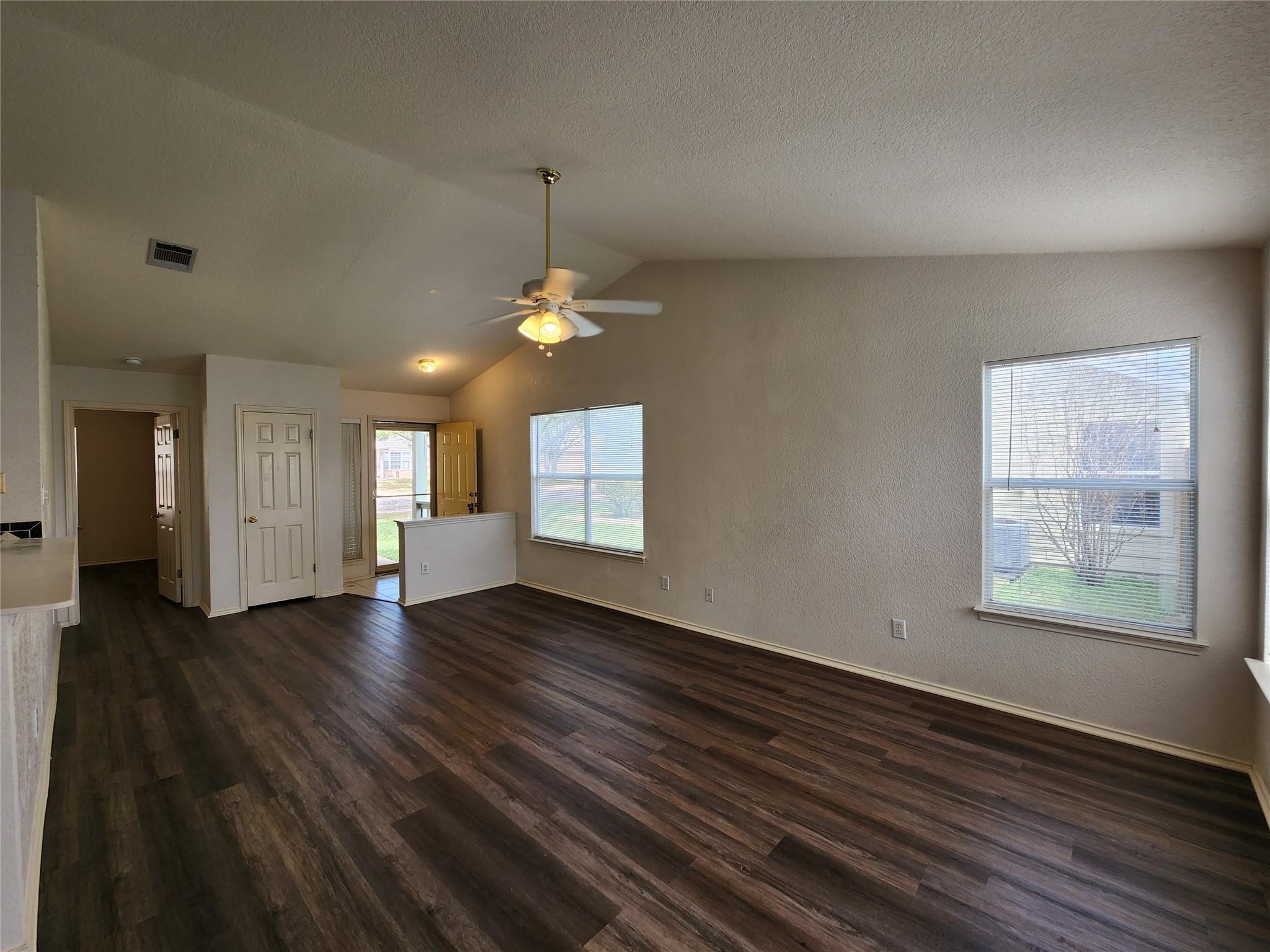 111 PRAIRIE SPRINGS Cv, Georgetown, TX 78626