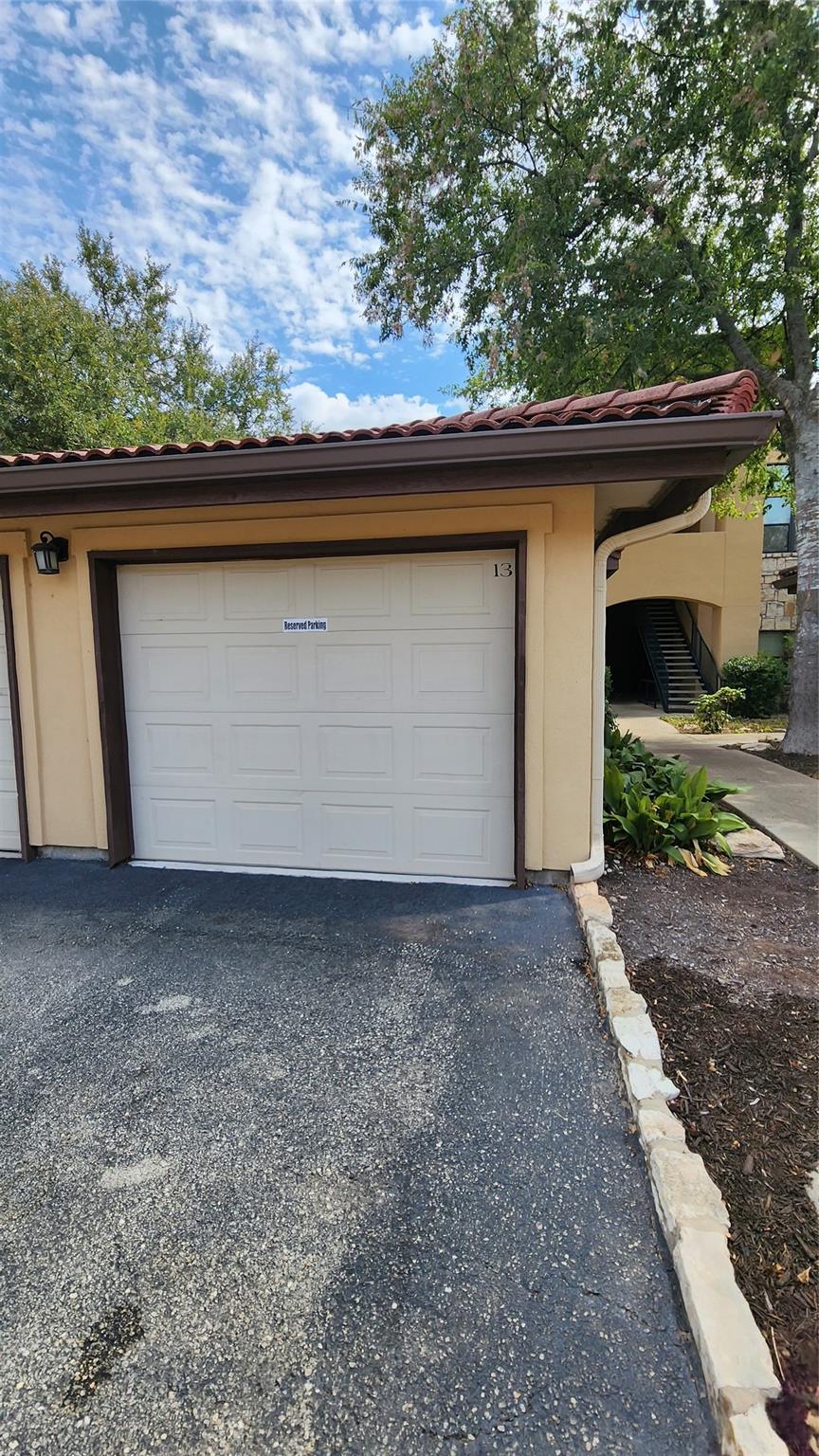 300 San Gabriel Village Blvd # 411, Georgetown, TX 78626