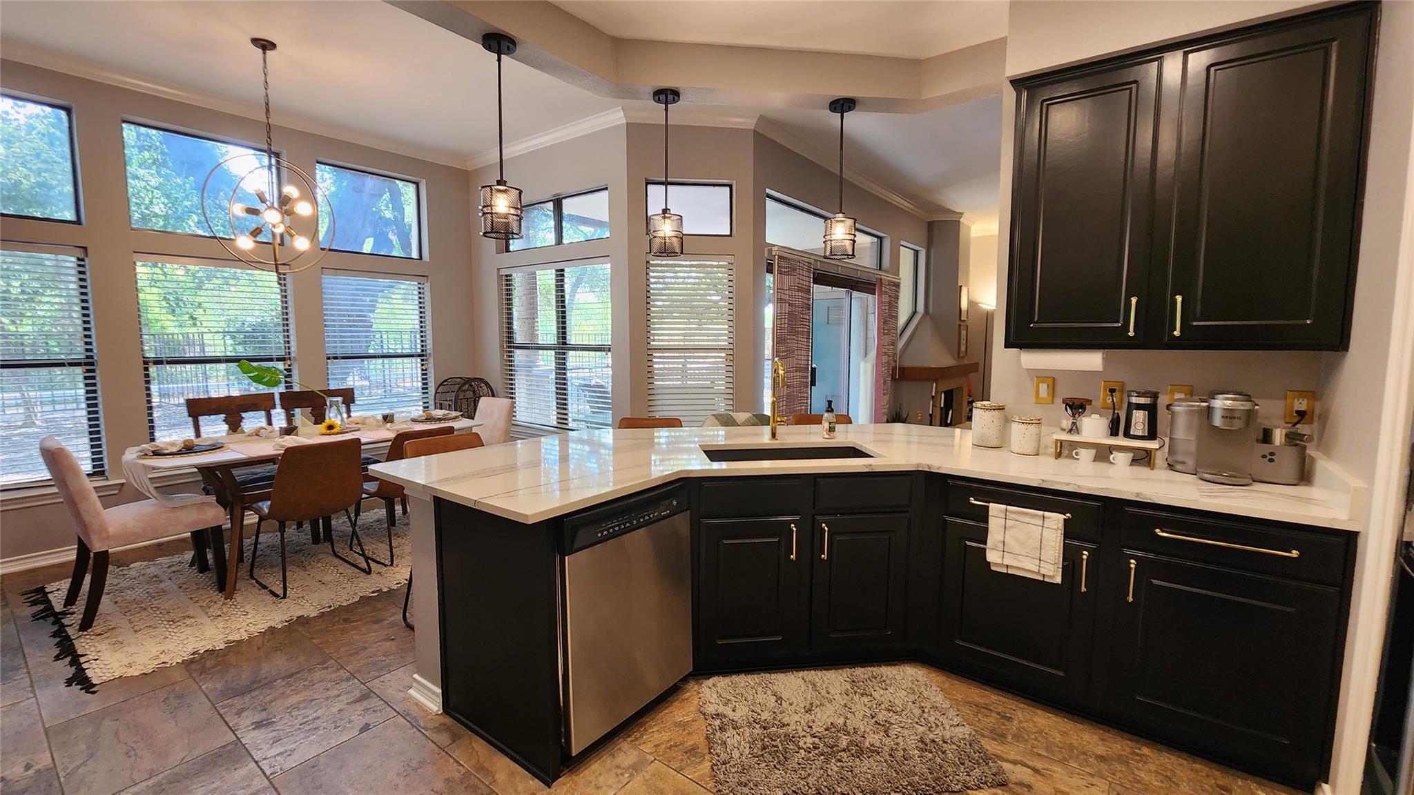 300 San Gabriel Village Blvd # 411, Georgetown, TX 78626