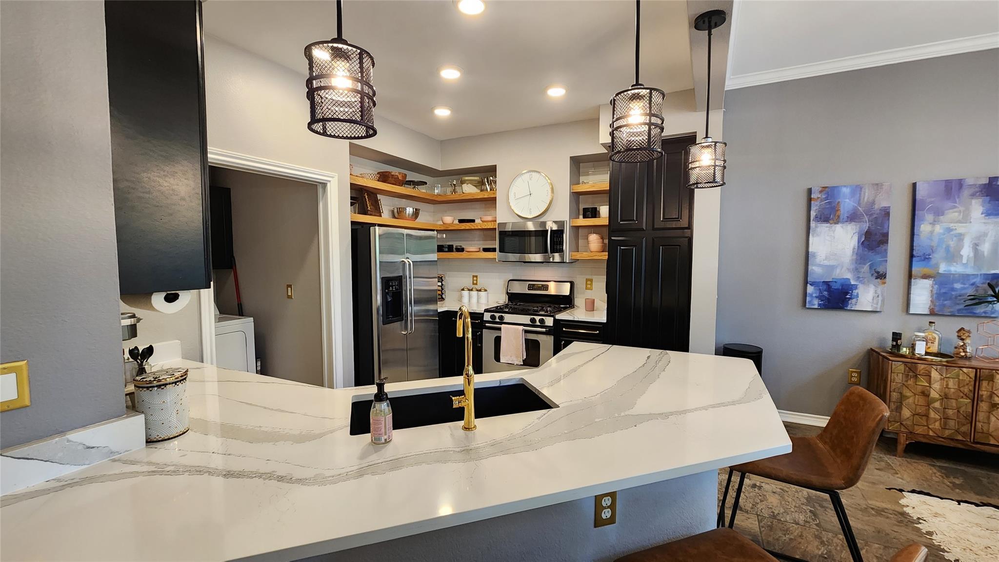 300 San Gabriel Village Blvd # 411, Georgetown, TX 78626