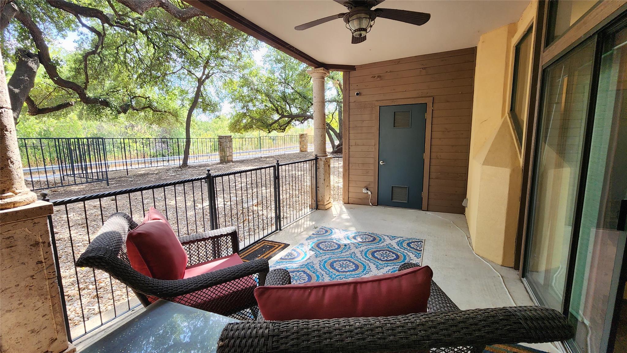 300 San Gabriel Village Blvd # 411, Georgetown, TX 78626