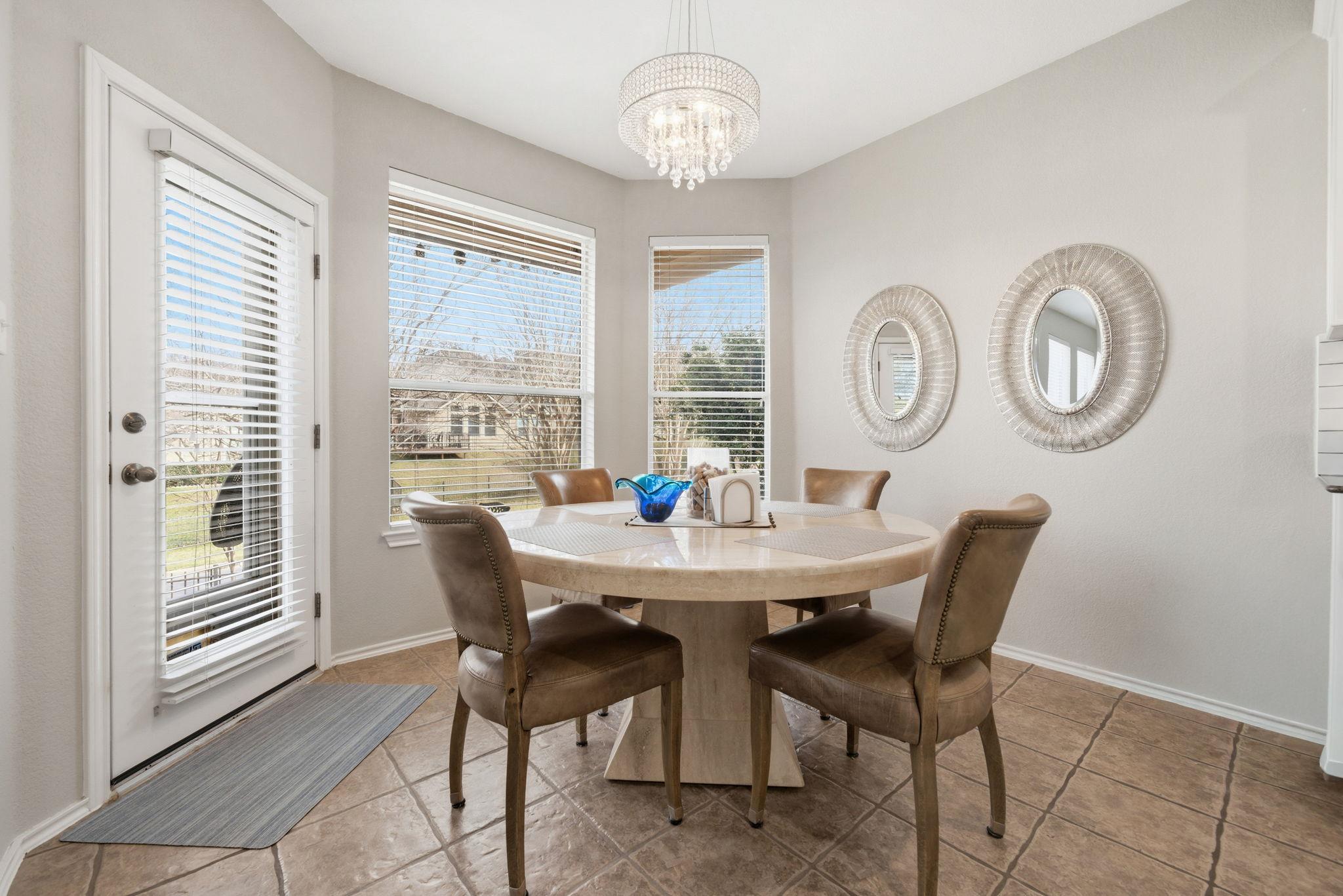 31 Cypress Knee Ln, Austin, TX 78734