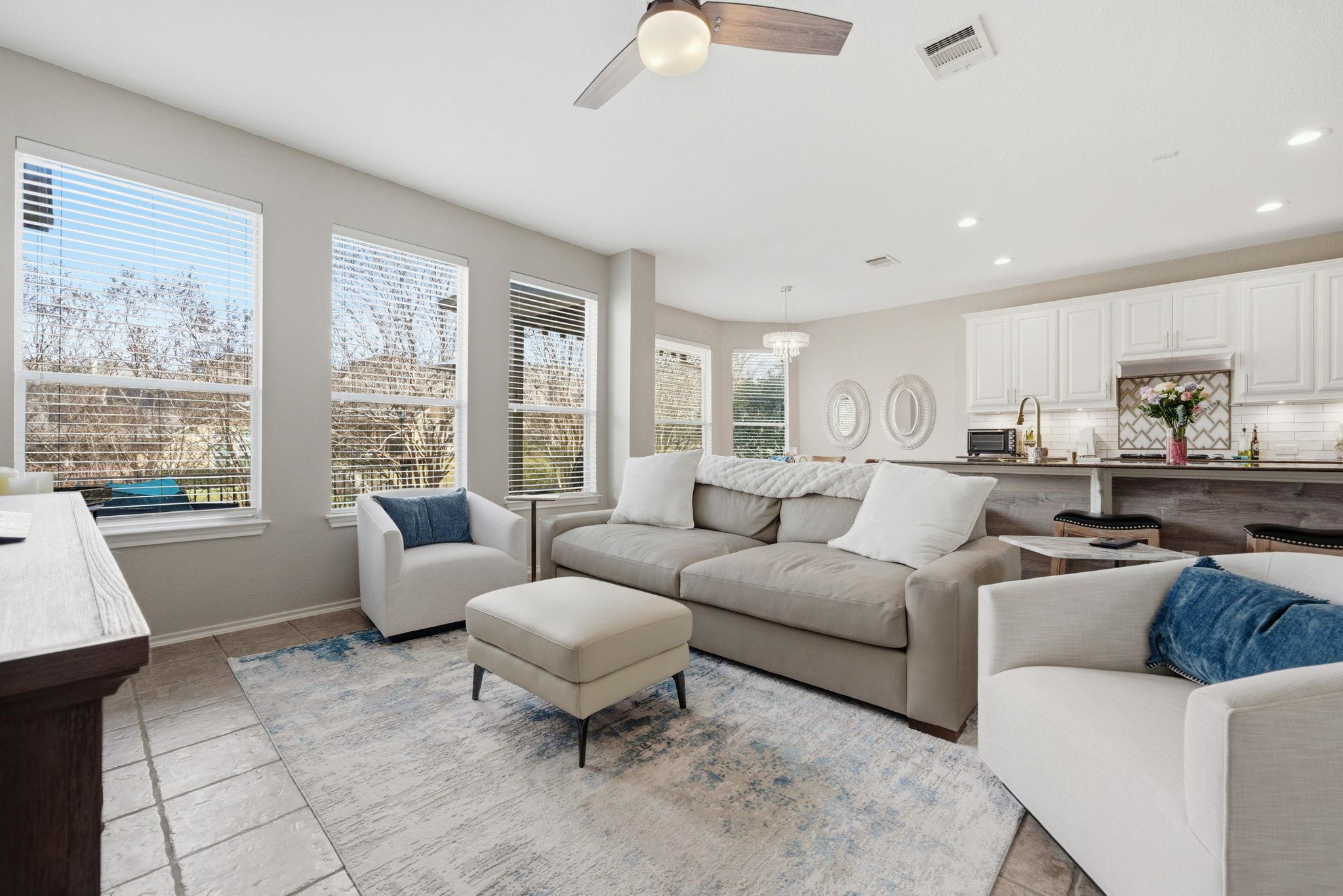 31 Cypress Knee Ln, Austin, TX 78734