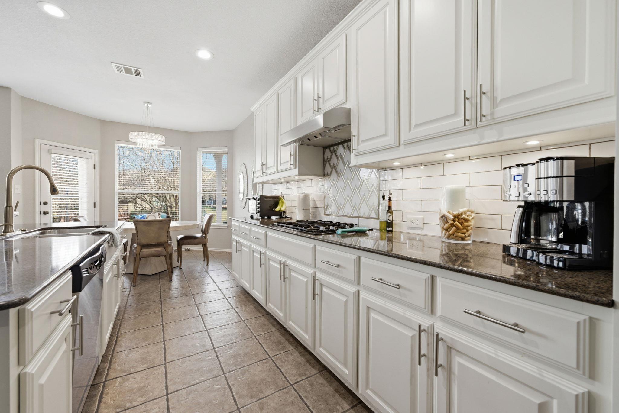 31 Cypress Knee Ln, Austin, TX 78734