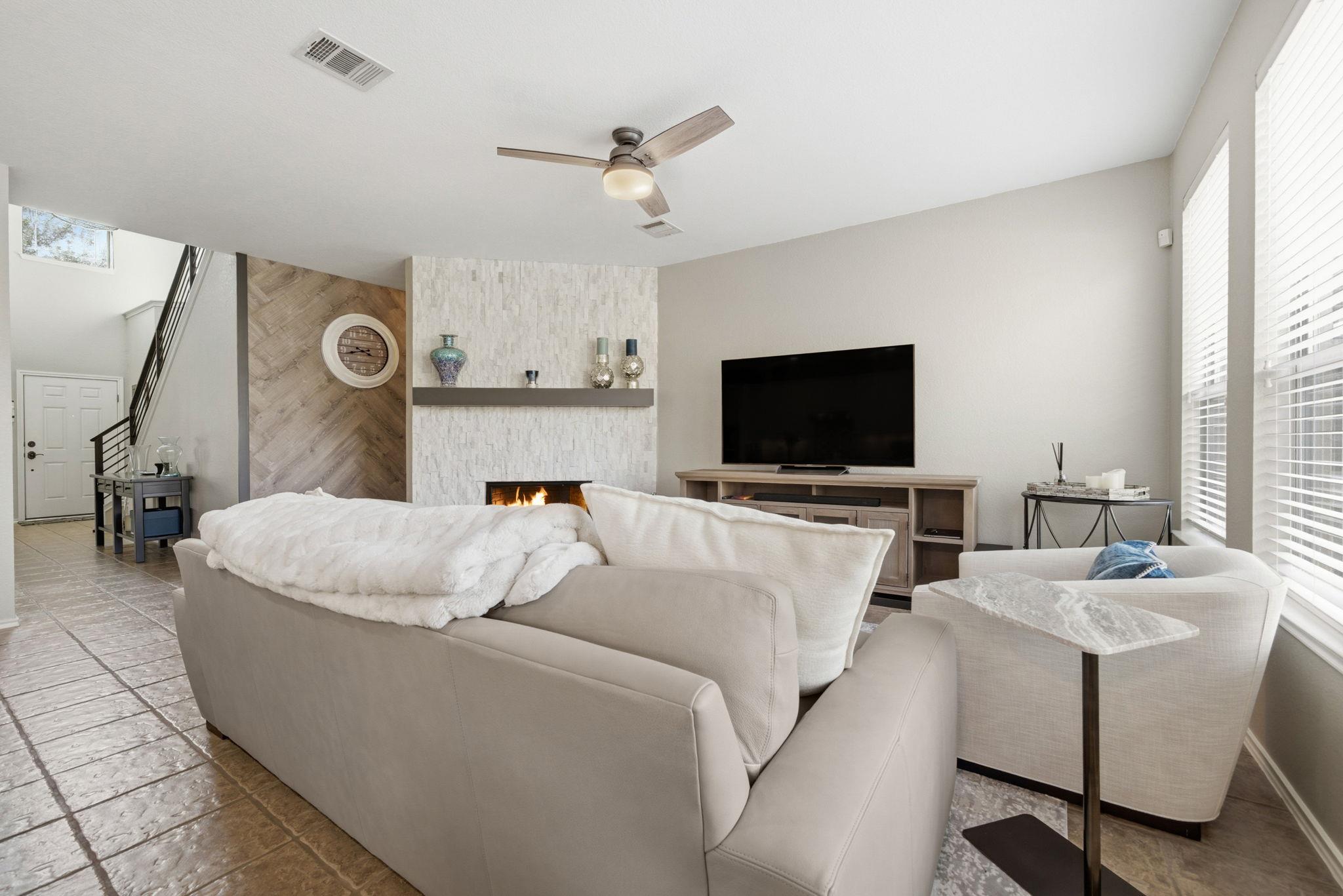 31 Cypress Knee Ln, Austin, TX 78734