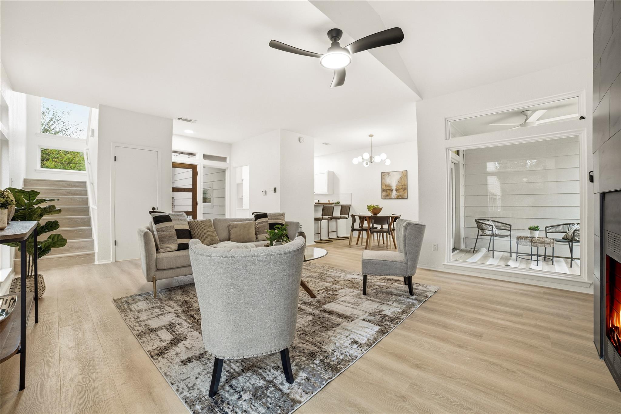 8320 Greenslope Dr # B, Austin, TX 78759