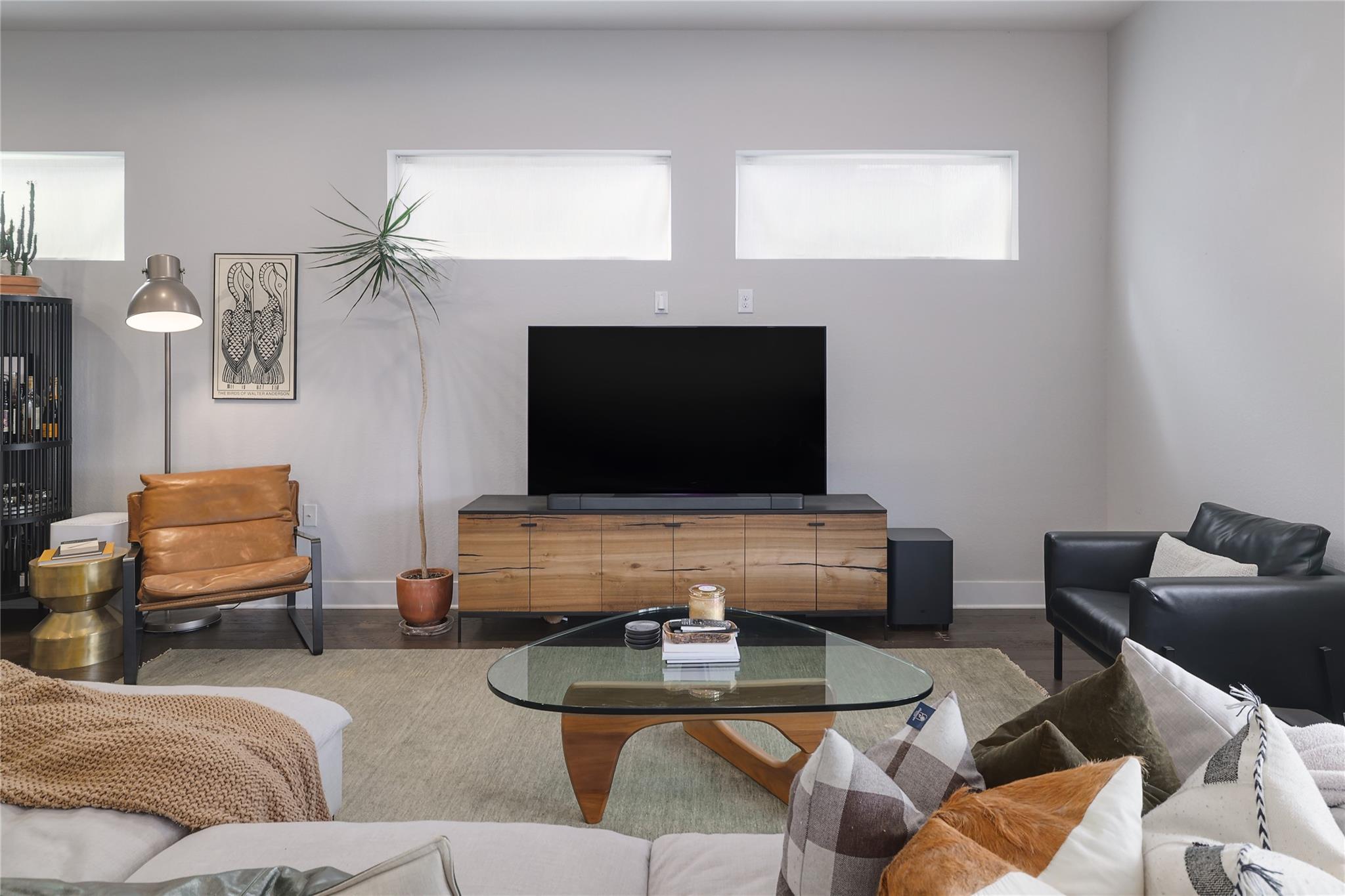 6021 Seville Dr, Austin, TX 78724