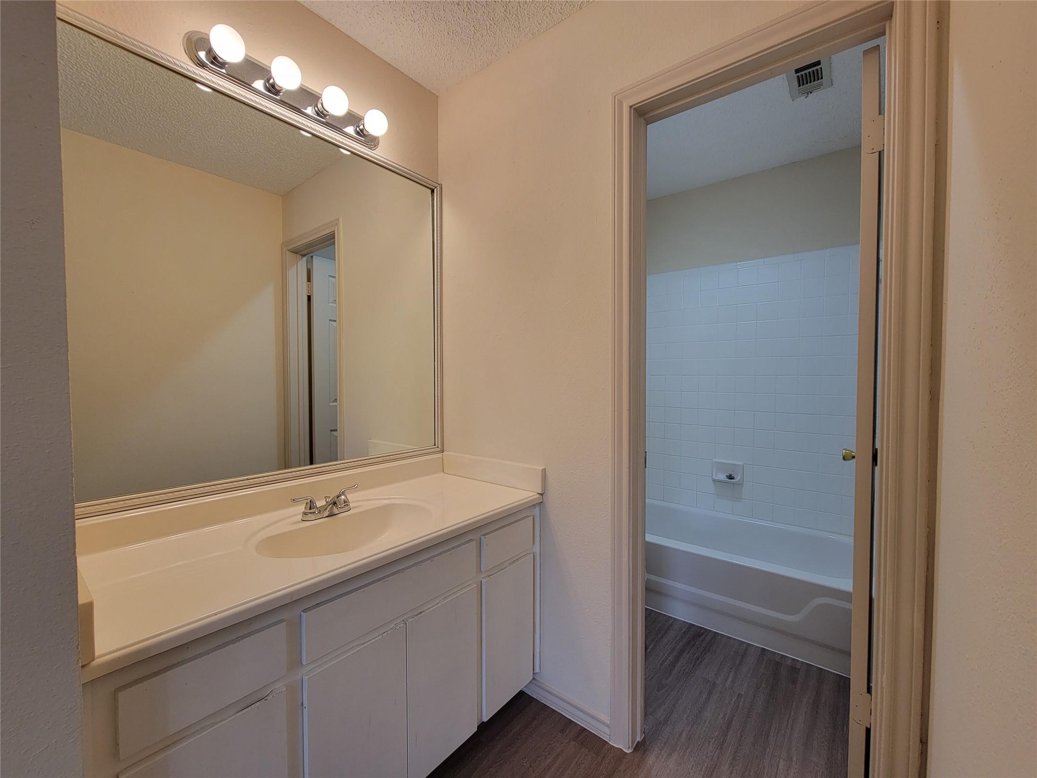 1007 Black Locust Dr, Pflugerville, TX 78660