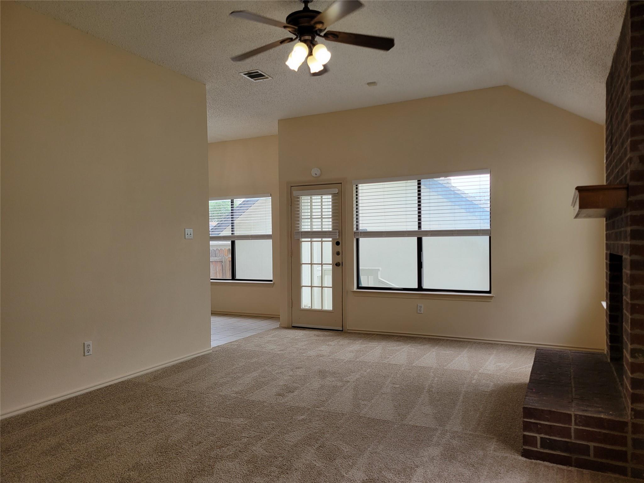 1007 Black Locust Dr, Pflugerville, TX 78660