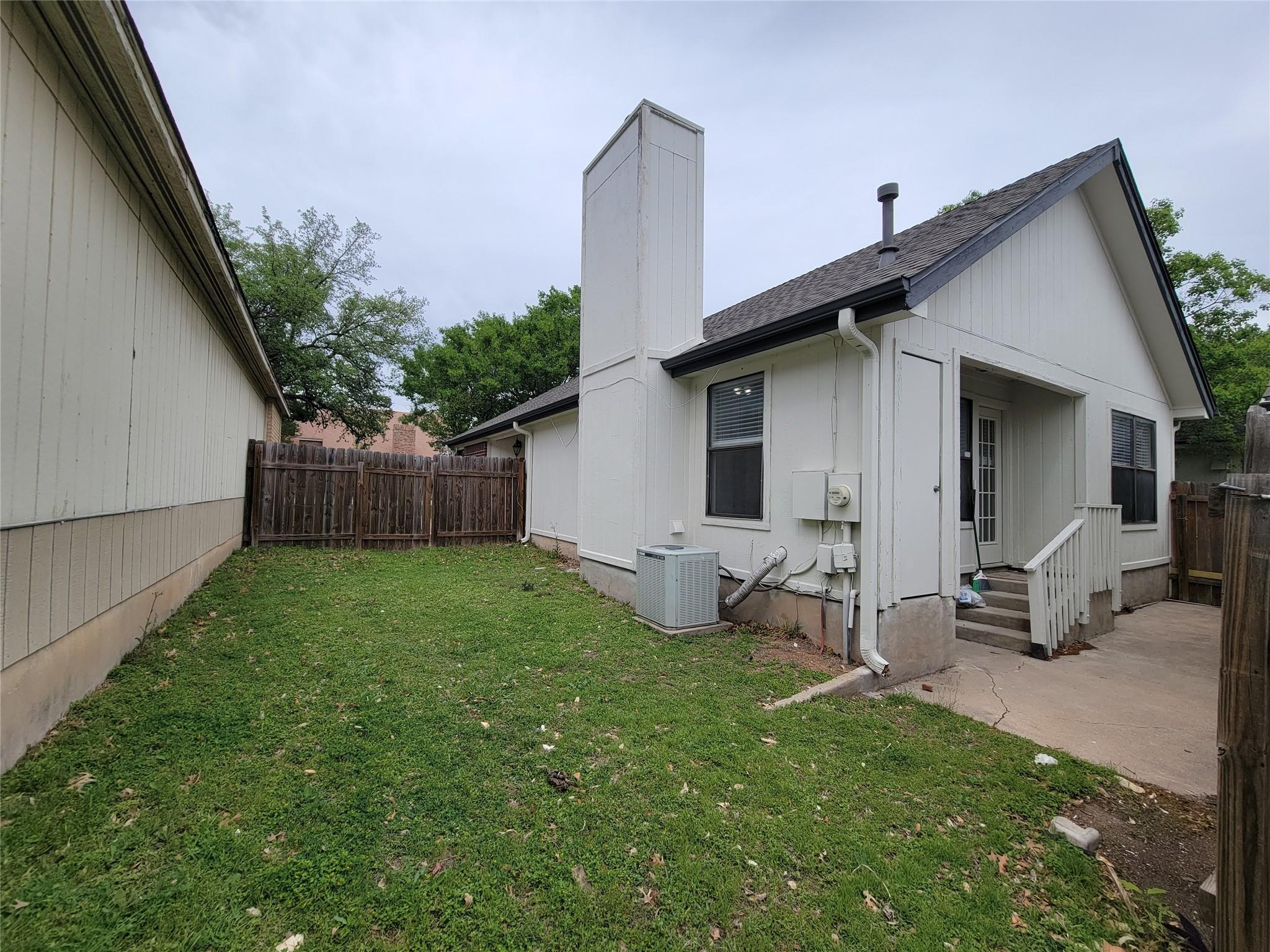 1007 Black Locust Dr, Pflugerville, TX 78660