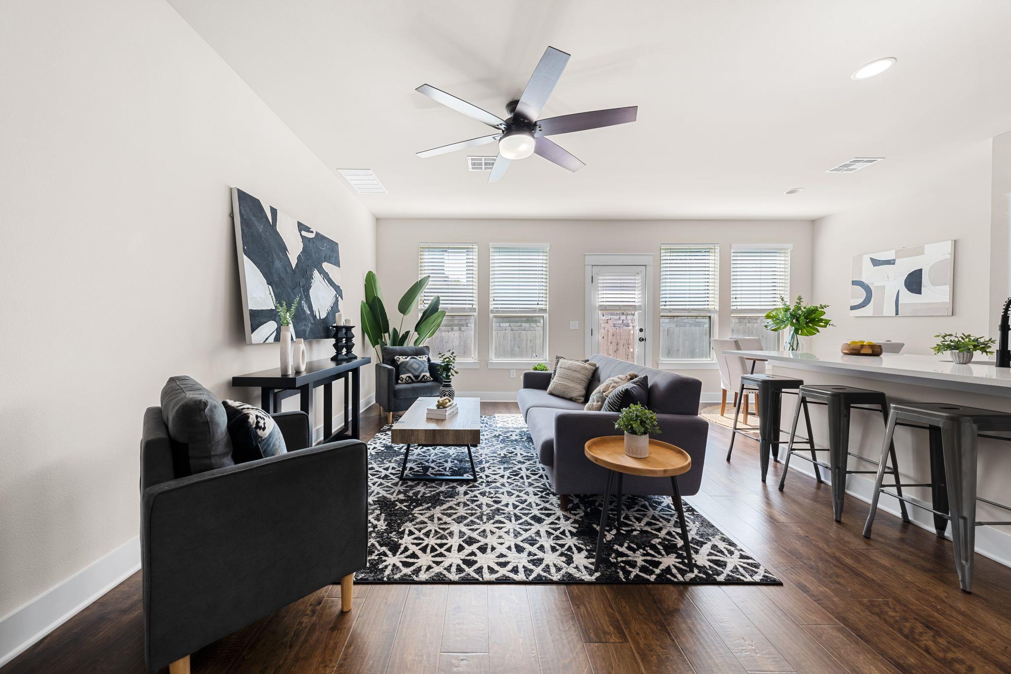 13501 Metric Blvd # 8, Austin, TX 78727