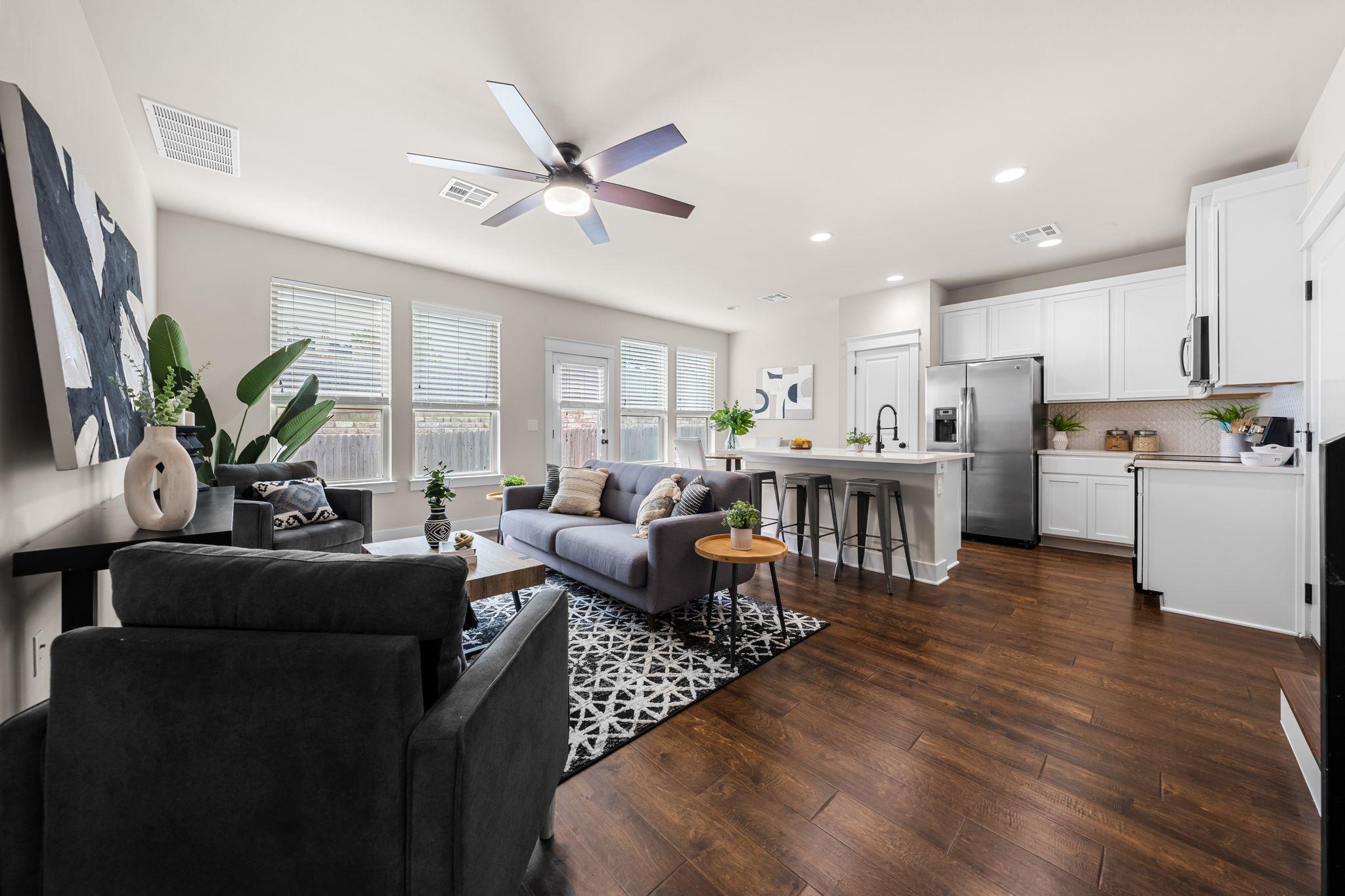 13501 Metric Blvd # 8, Austin, TX 78727