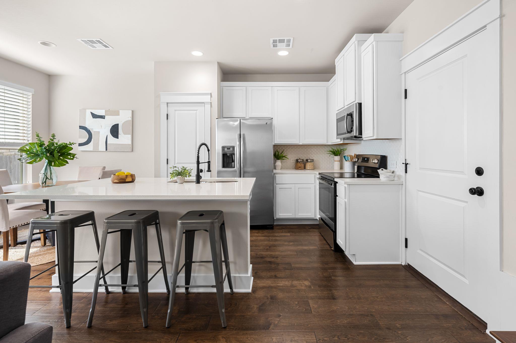 13501 Metric Blvd # 8, Austin, TX 78727