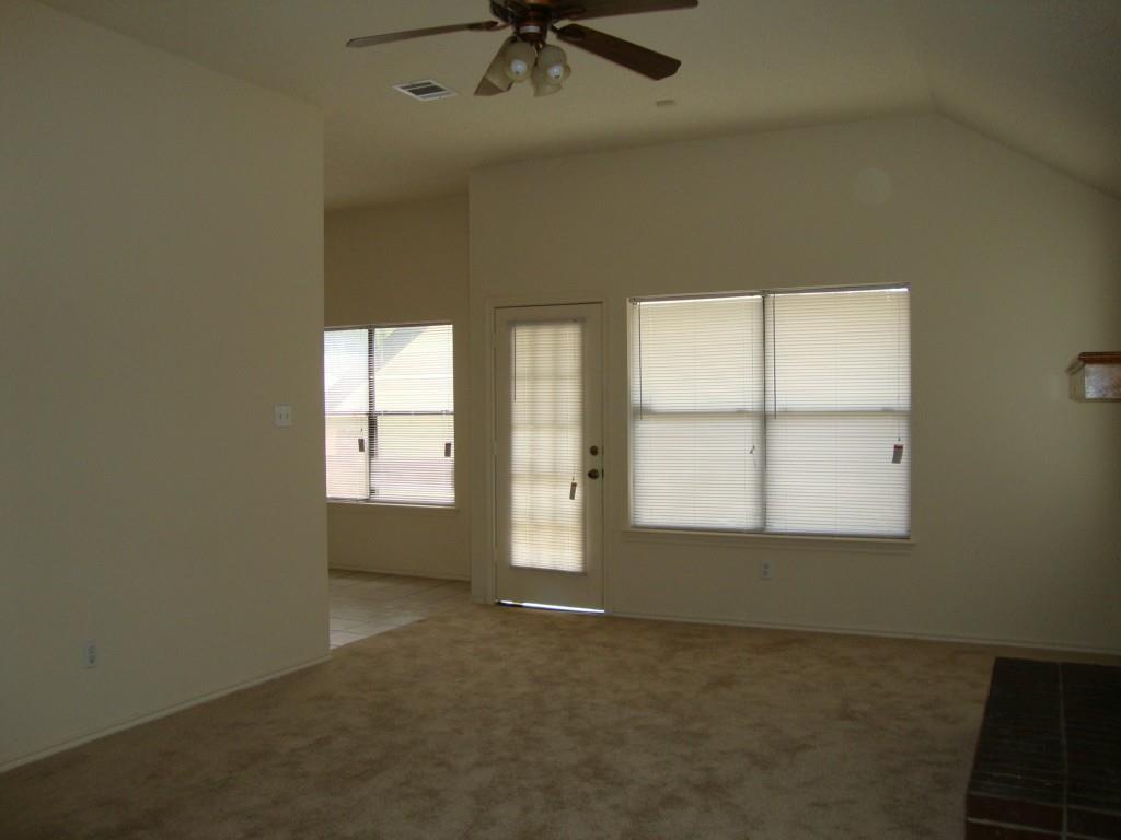 1007 Black Locust Dr, Pflugerville, TX 78660