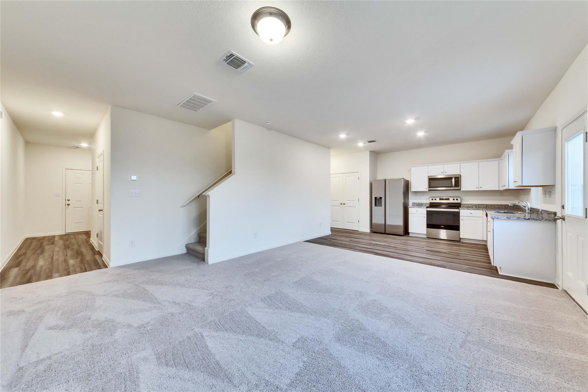 1008 Gray Fox Cv, Hutto, TX 78634