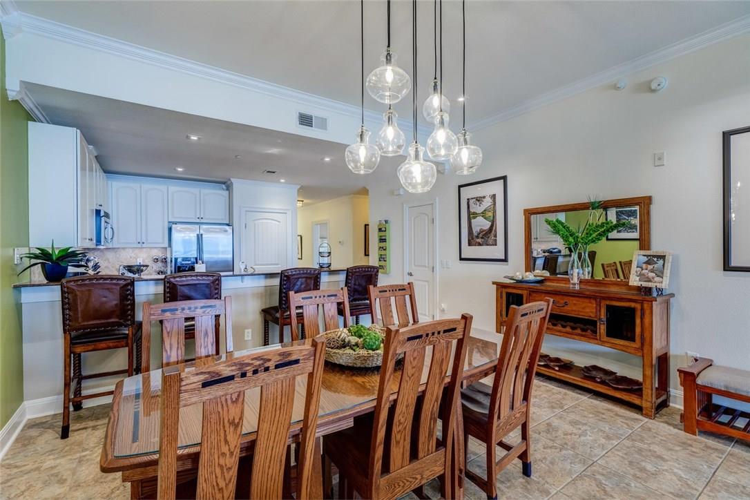 1001 The Cape Rd # 32, Horseshoe Bay, TX 78657