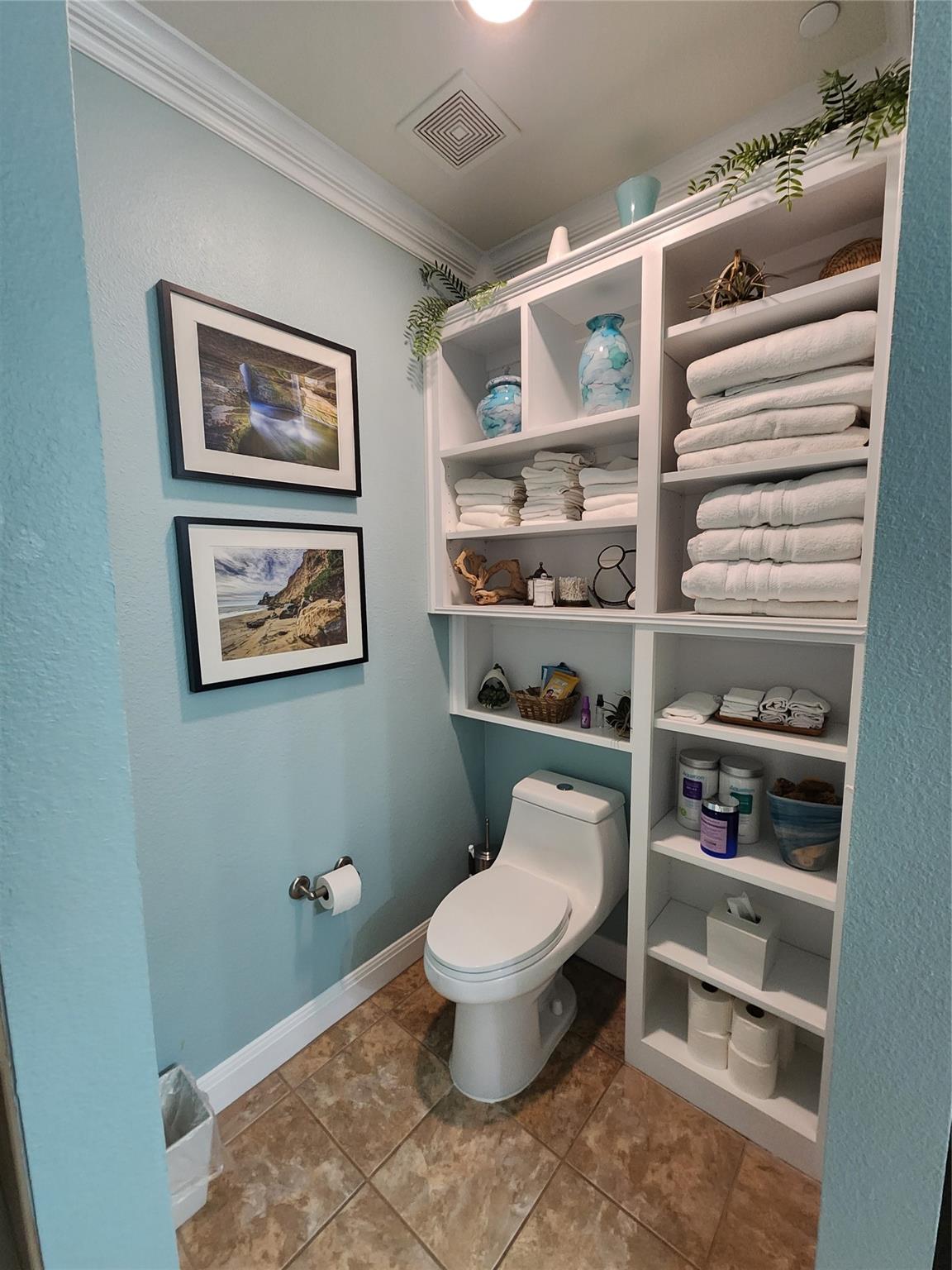 1001 The Cape Rd # 32, Horseshoe Bay, TX 78657