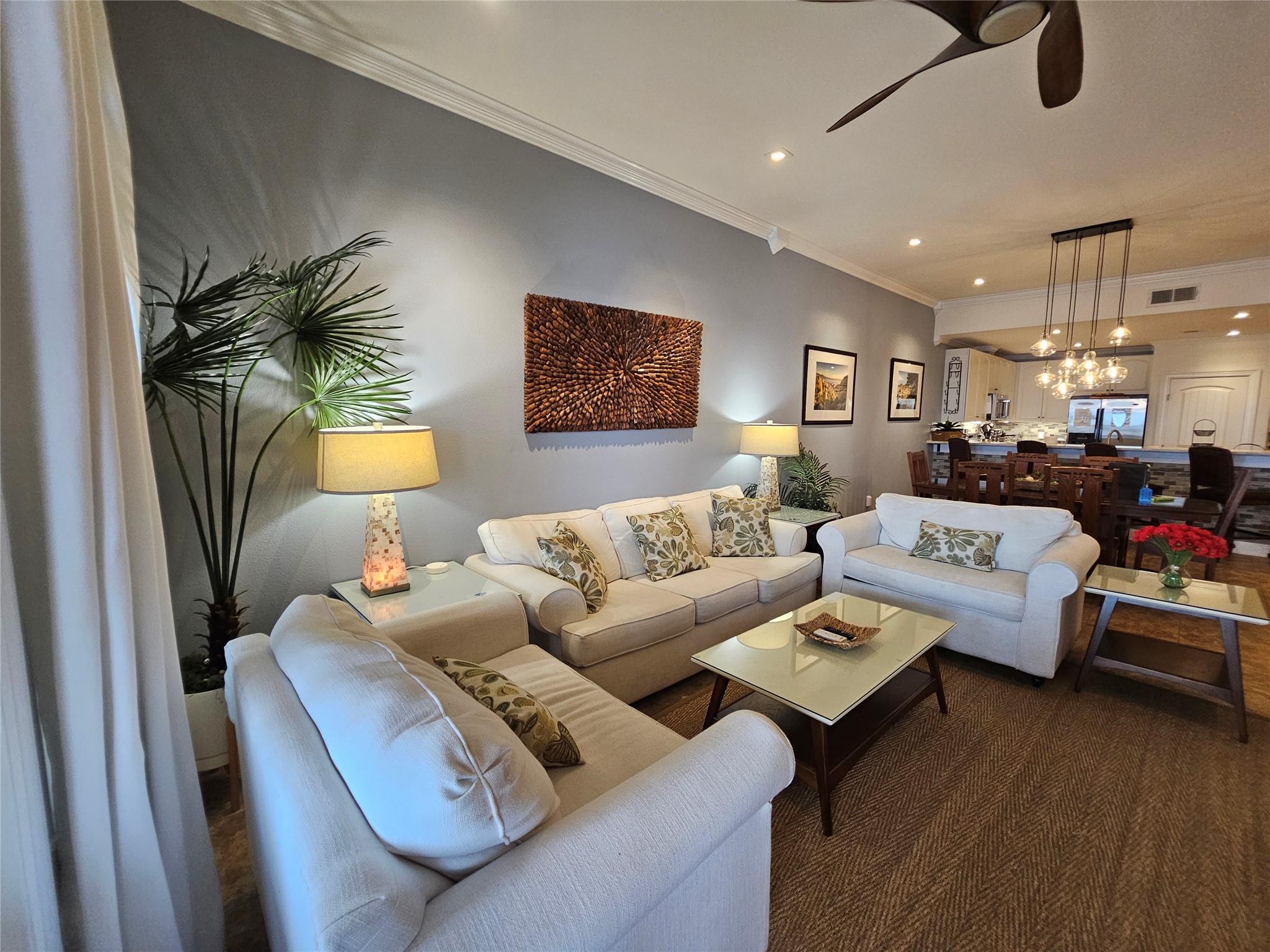 1001 The Cape Rd # 32, Horseshoe Bay, TX 78657