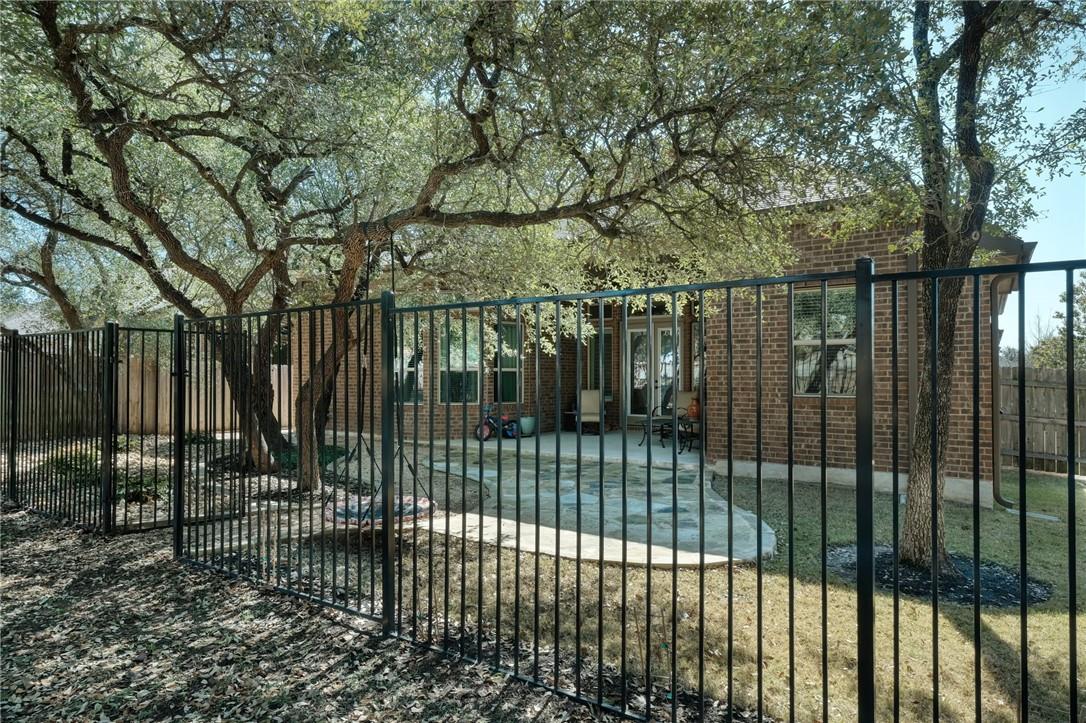 1239 Falling Hills Dr, Georgetown, TX 78628