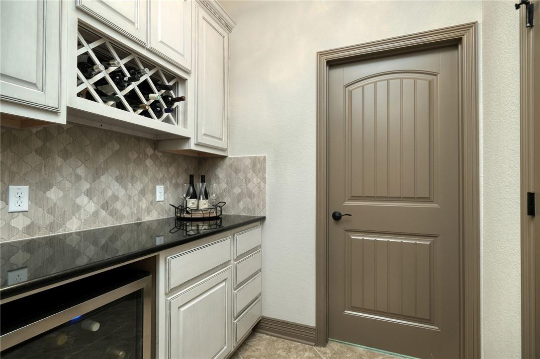 1239 Falling Hills Dr, Georgetown, TX 78628