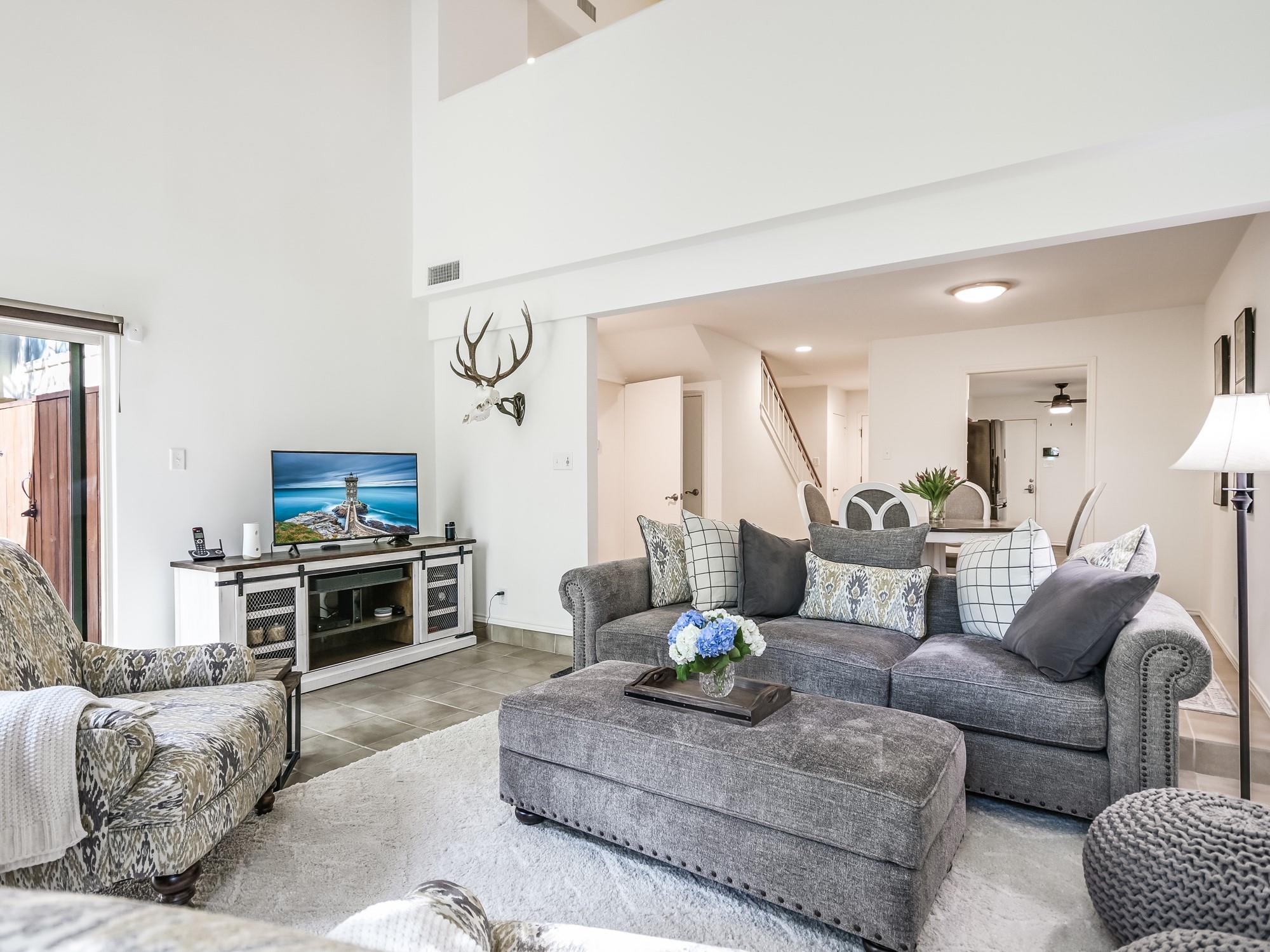 8314 Bent Tree Rd, Austin, TX 78759