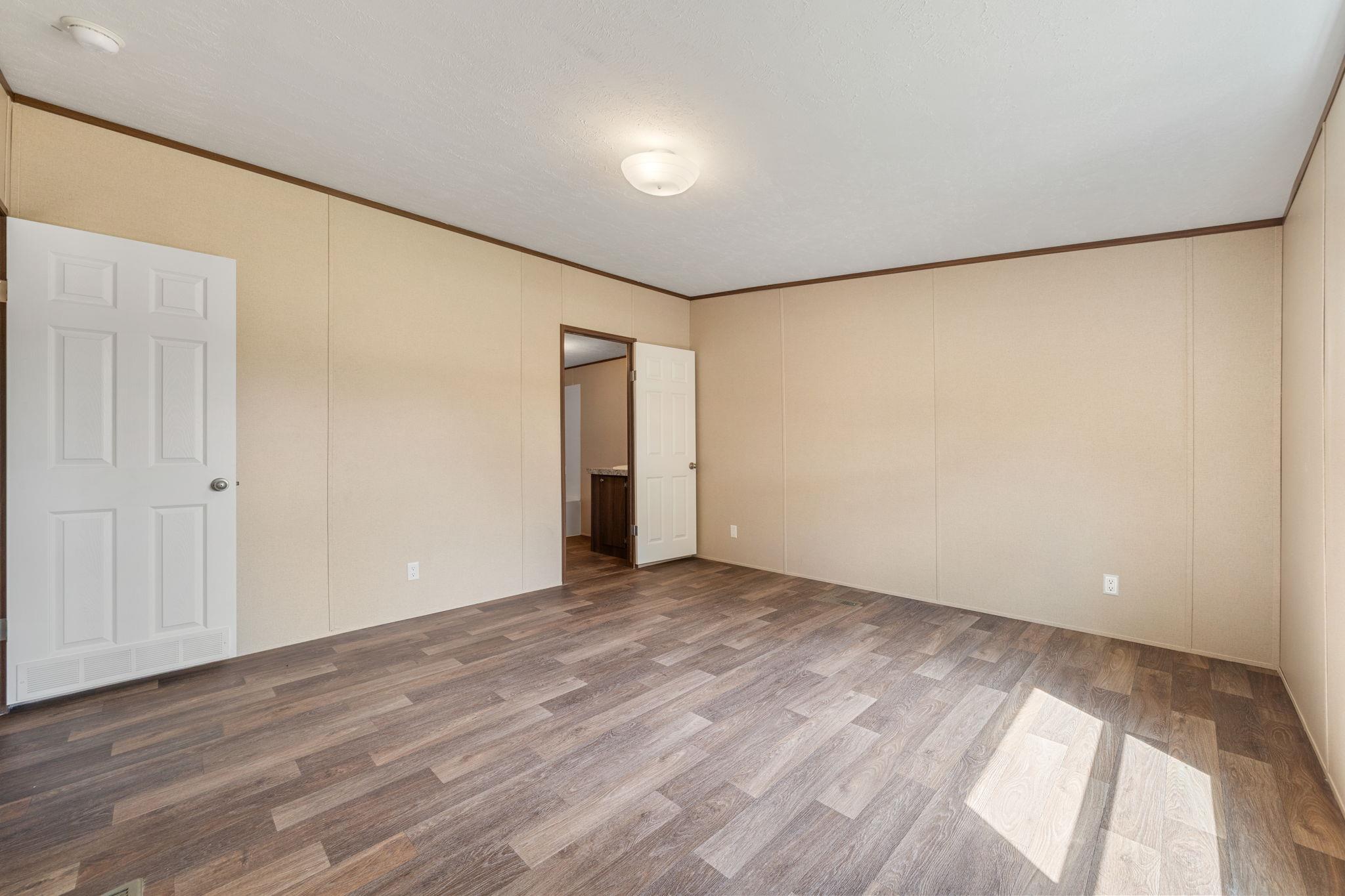 178 Moon Mist Dr, Bastrop, TX 78602