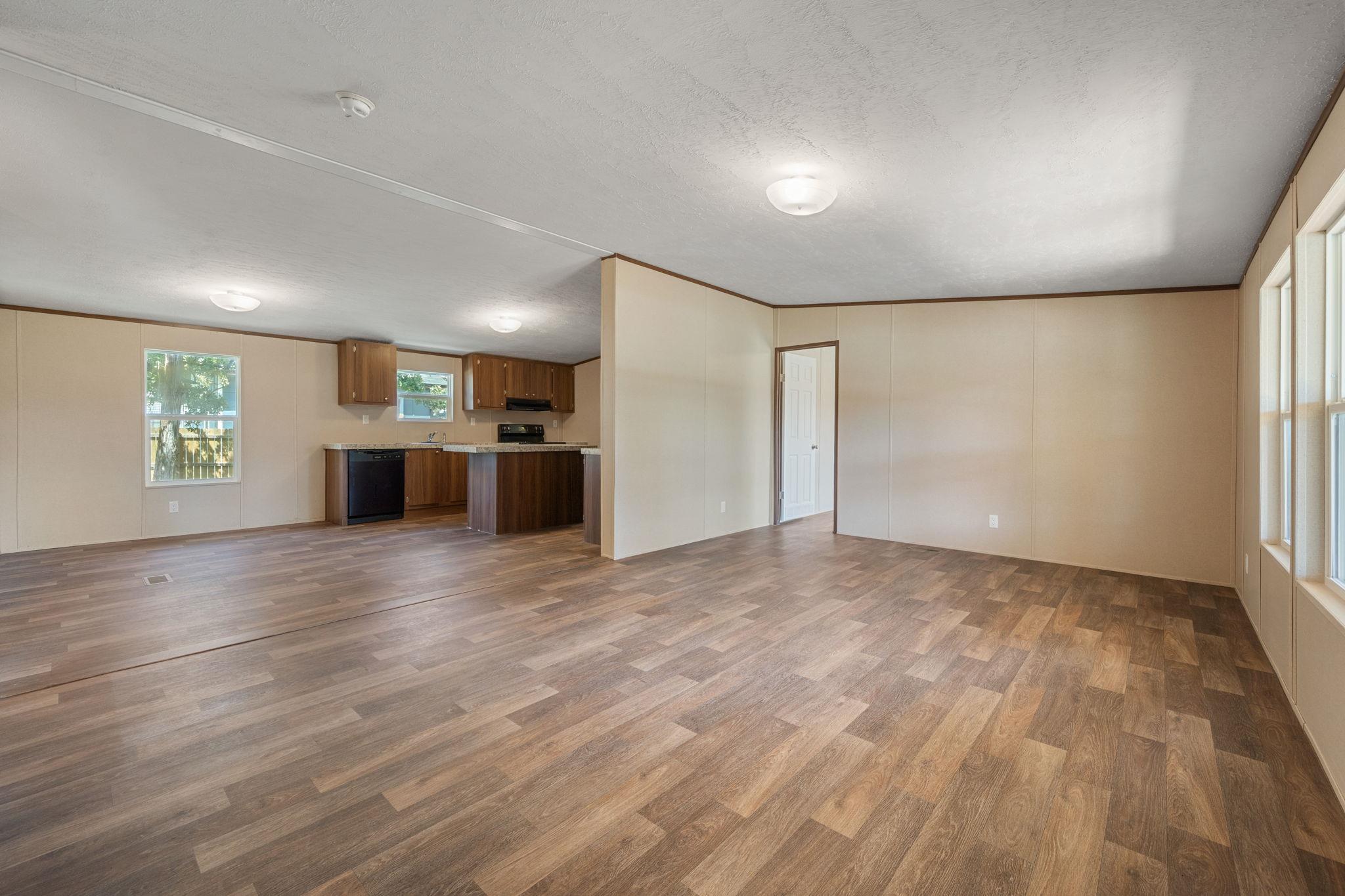 178 Moon Mist Dr, Bastrop, TX 78602