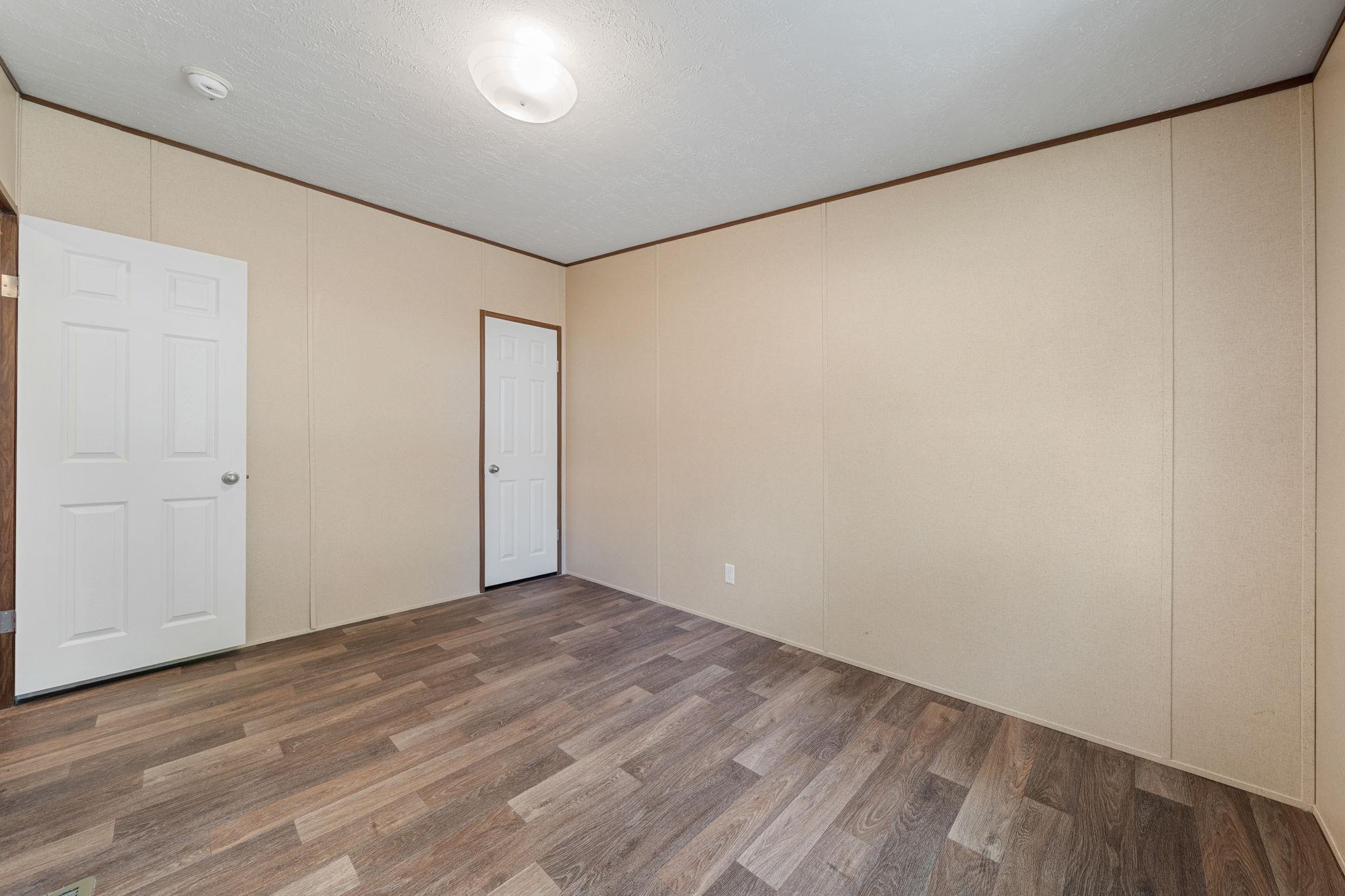 178 Moon Mist Dr, Bastrop, TX 78602