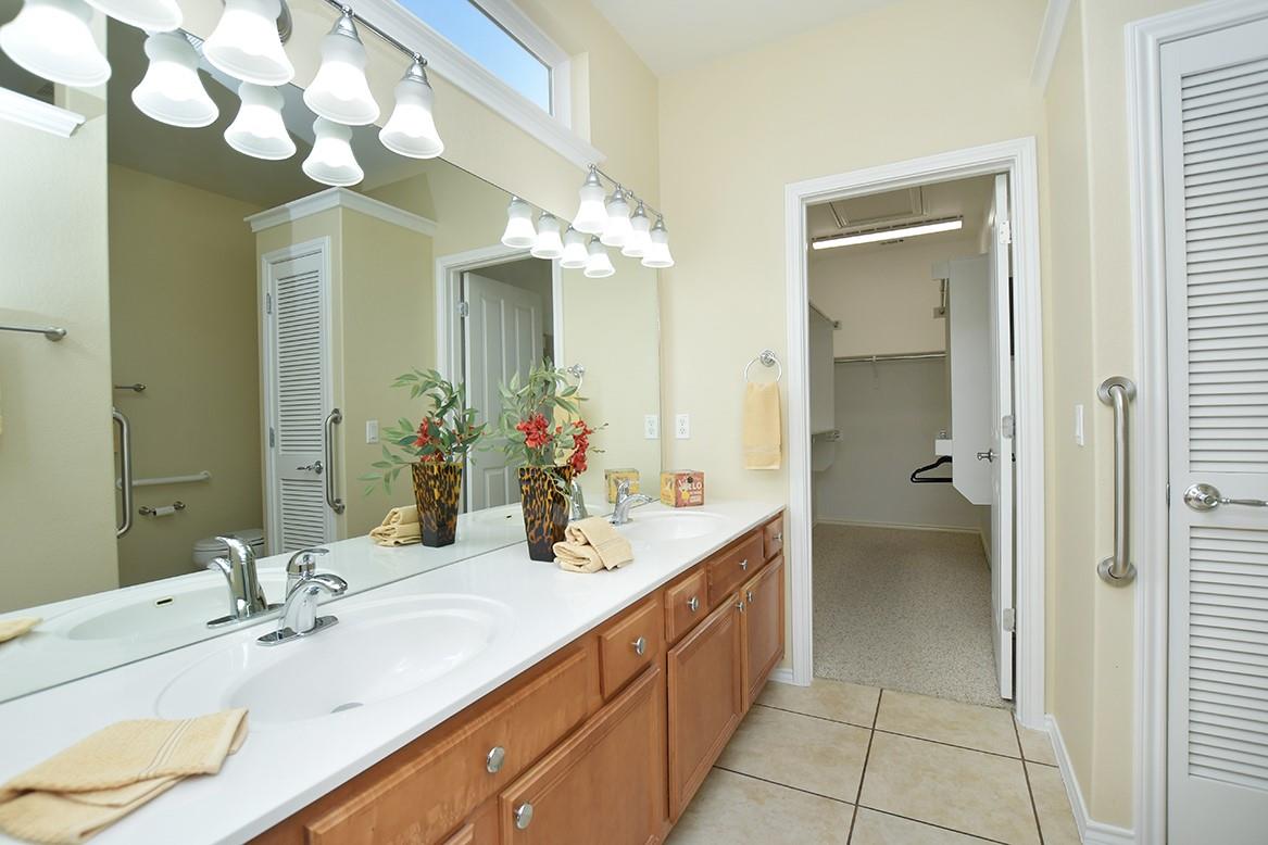 256 Monument Hill Trl, Georgetown, TX 78633