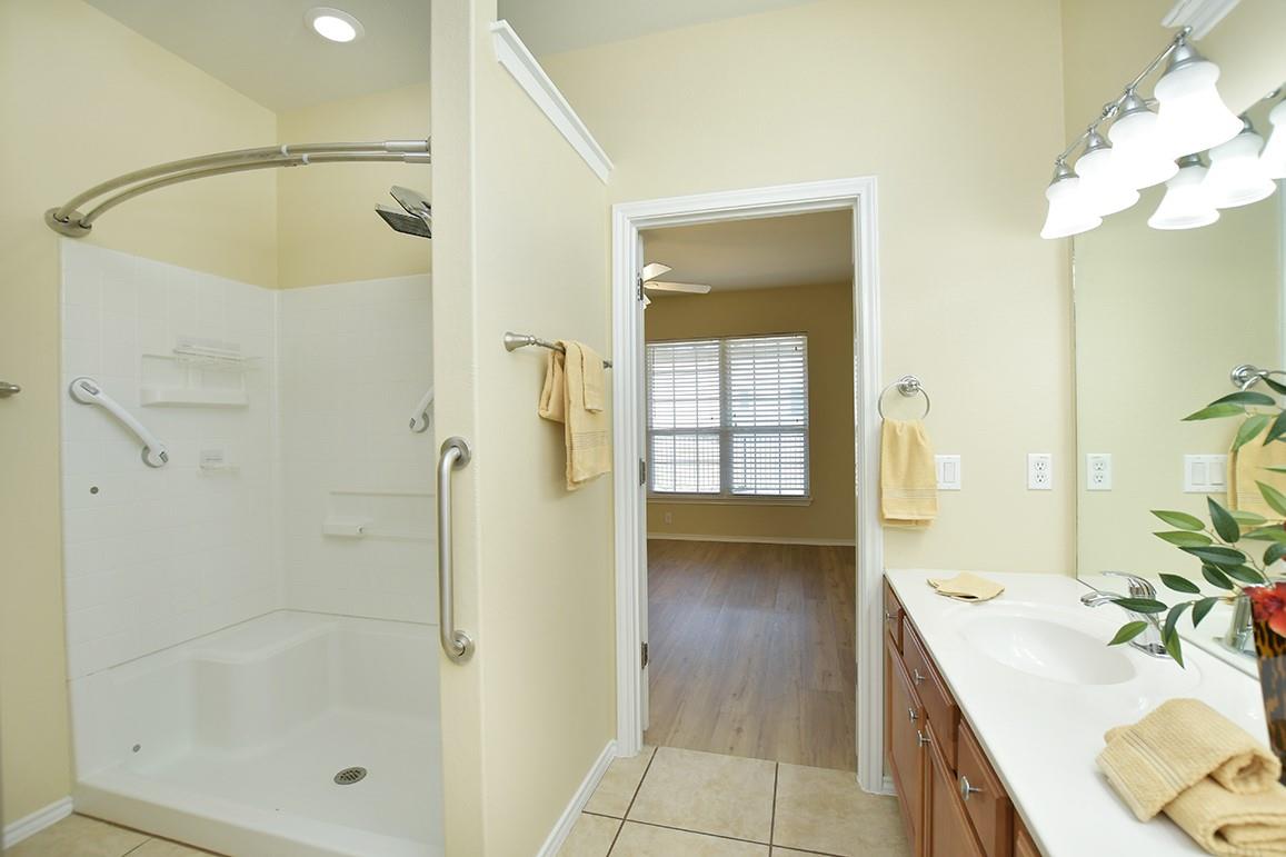 256 Monument Hill Trl, Georgetown, TX 78633