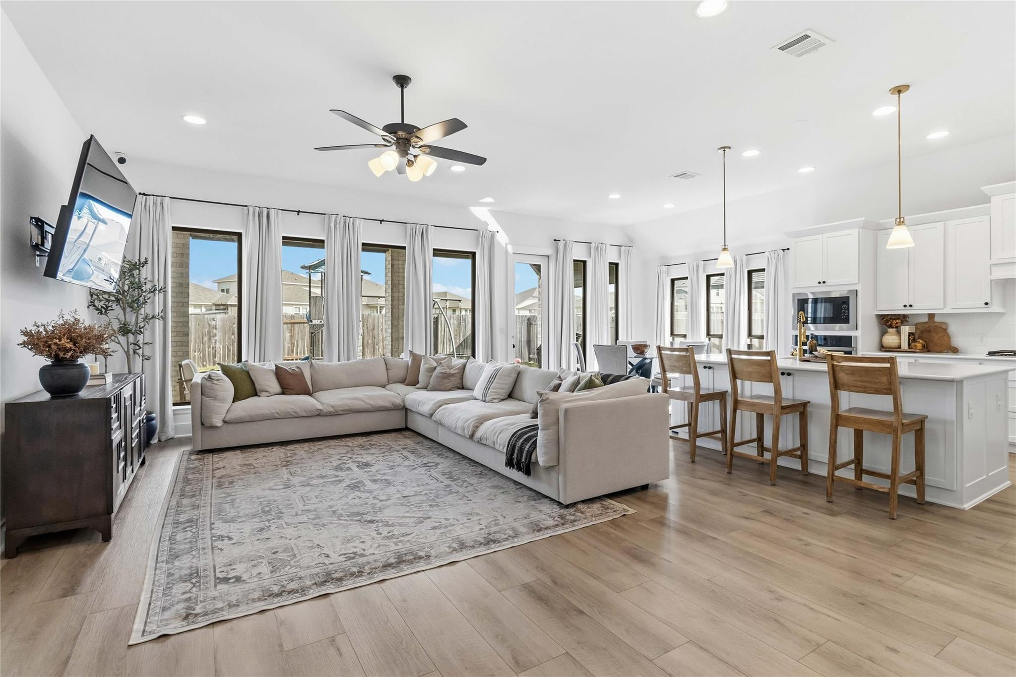 14421 Kira Ln, Manor, TX 78653