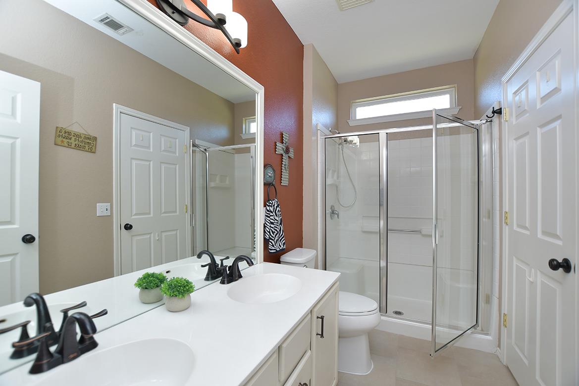 212 Bonham Loop, Georgetown, TX 78633