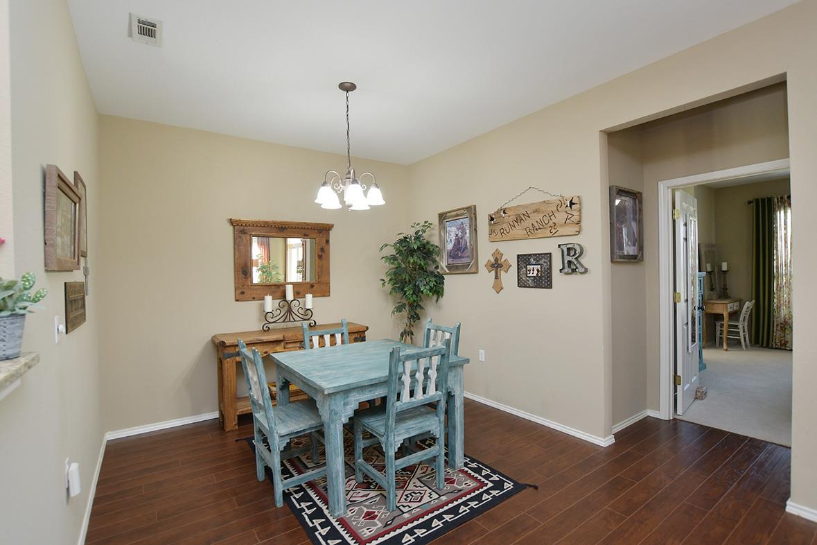 212 Bonham Loop, Georgetown, TX 78633