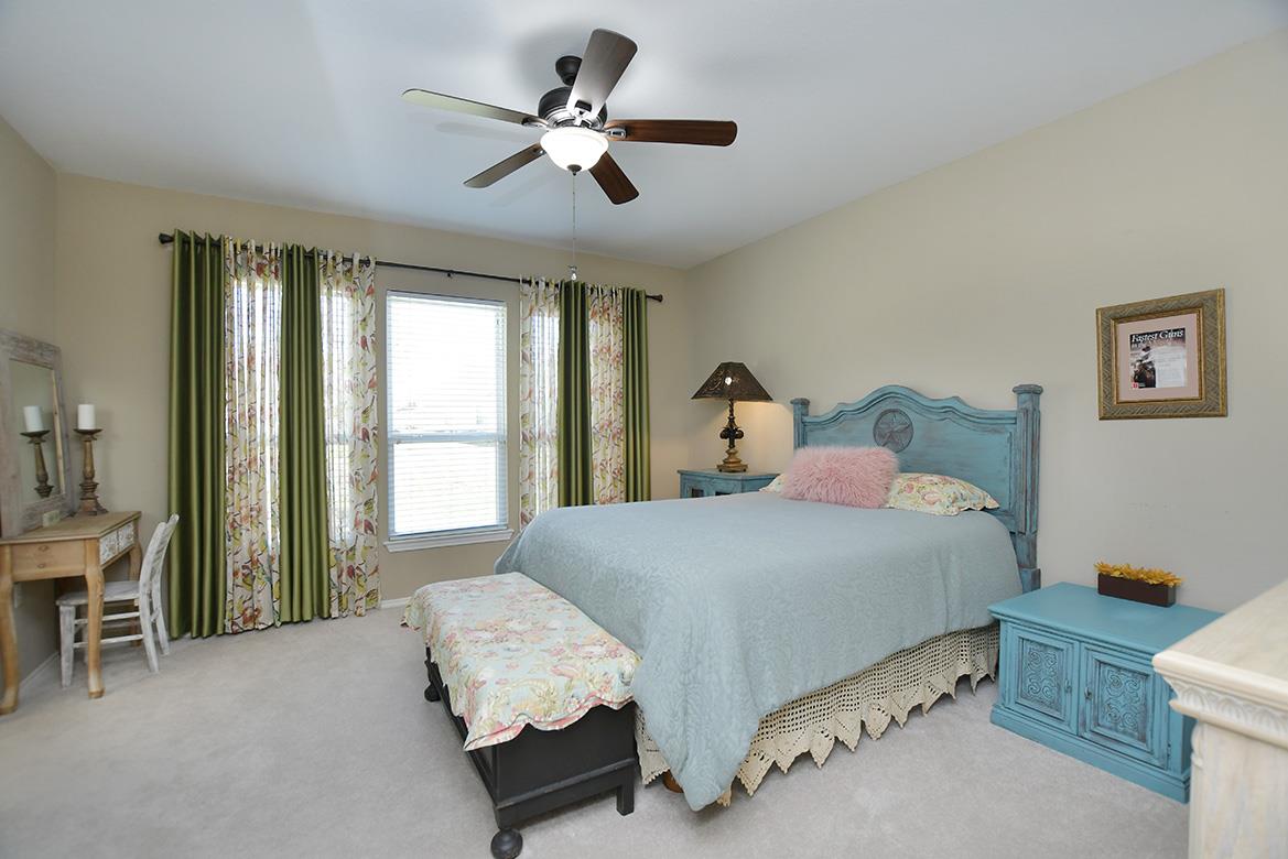 212 Bonham Loop, Georgetown, TX 78633