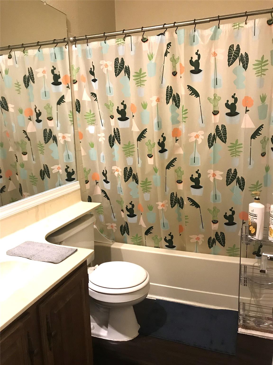 915 W 22nd 1/2 St # 203, Austin, TX 78705