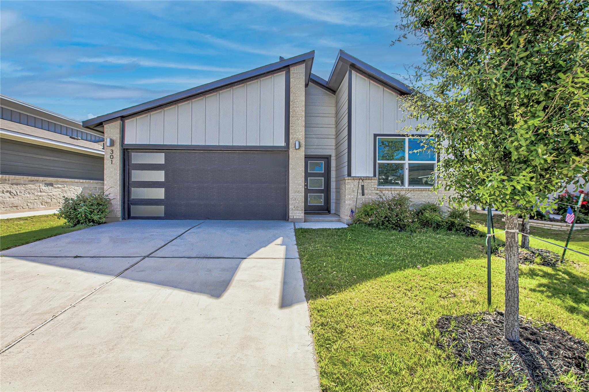 301 Tequiliana Pass, Leander, TX 78641