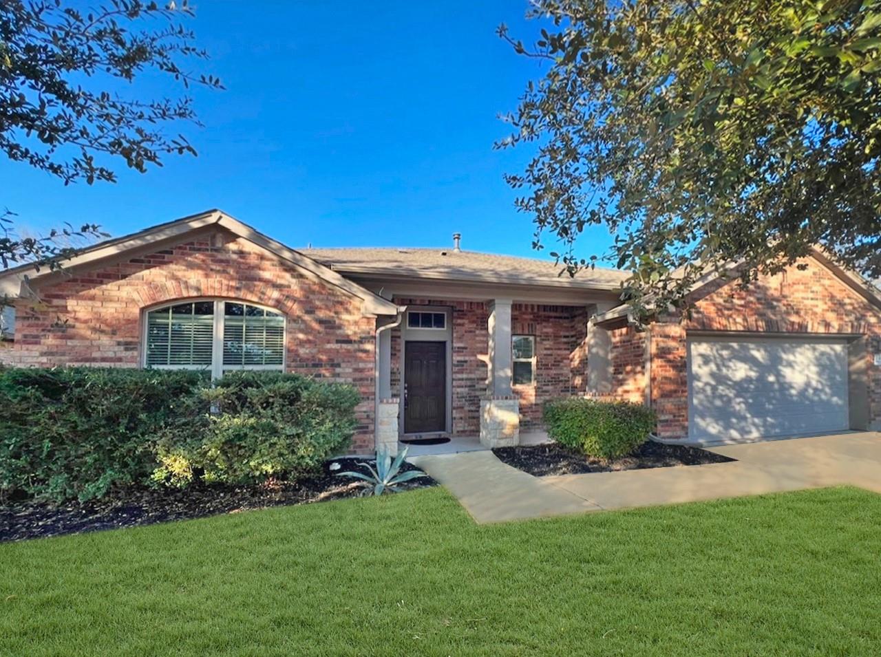 114 Clear Water Pass, Bastrop, TX 78602