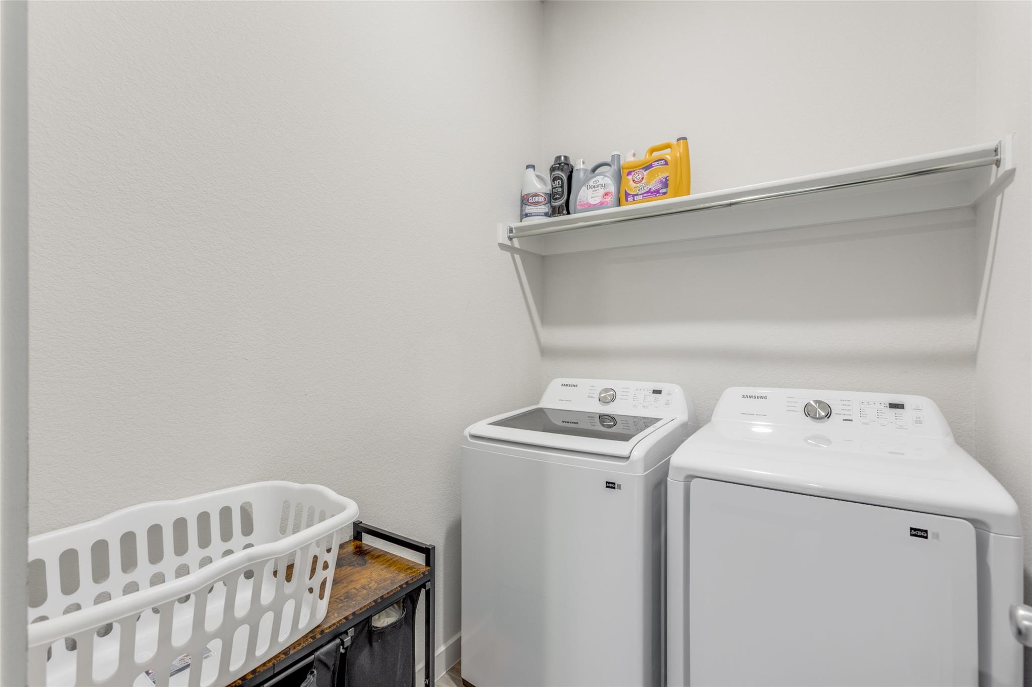 409 Mangold Dr, Hutto, TX 78634