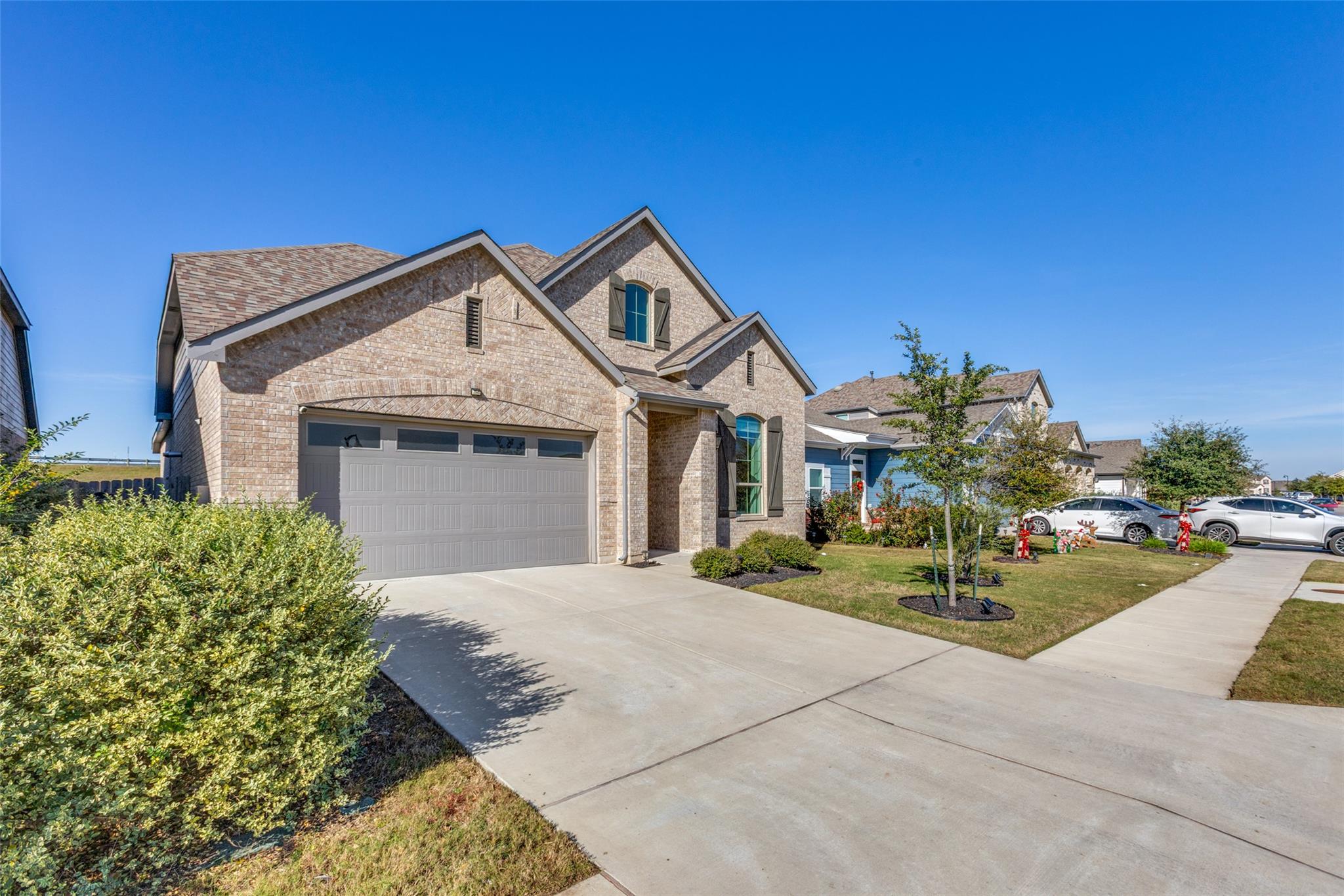 409 Mangold Dr, Hutto, TX 78634