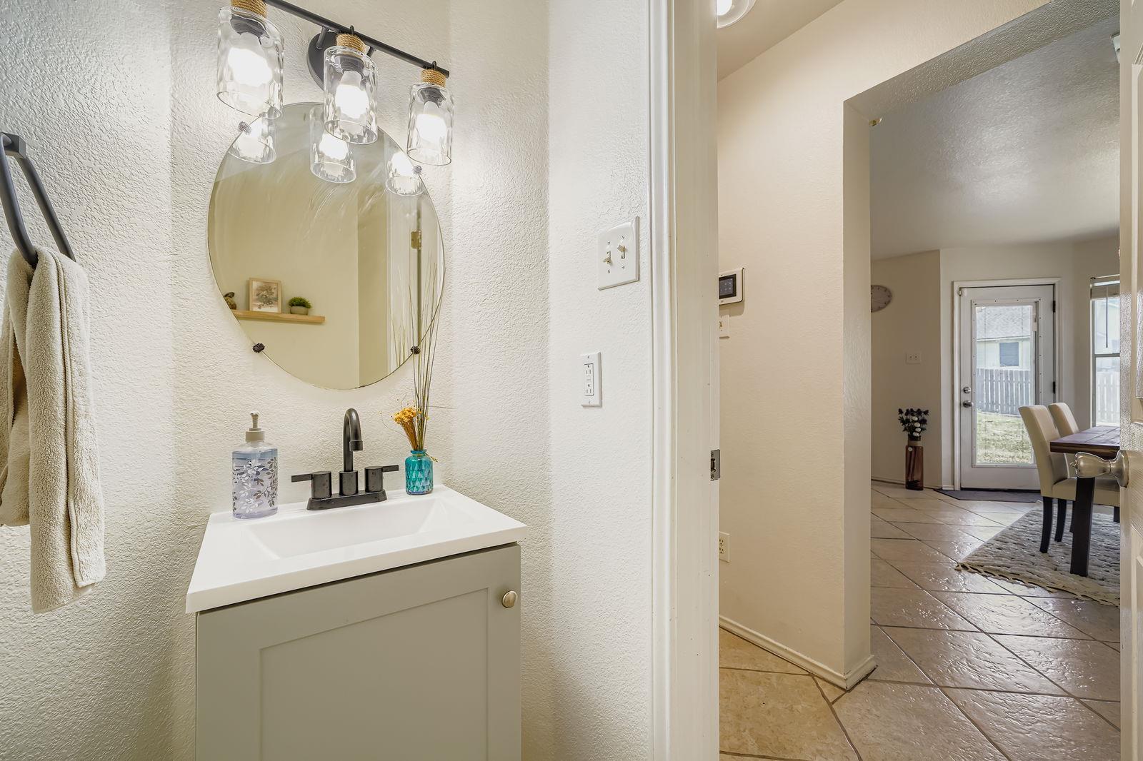 2003 Erika Cv, Round Rock, TX 78664