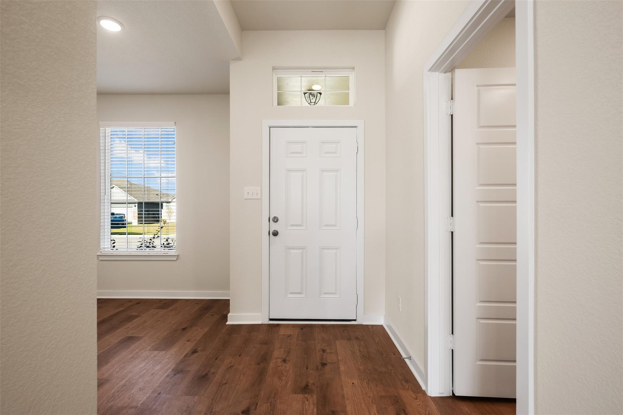 109 Watch Hill, Jarrell, TX 76537