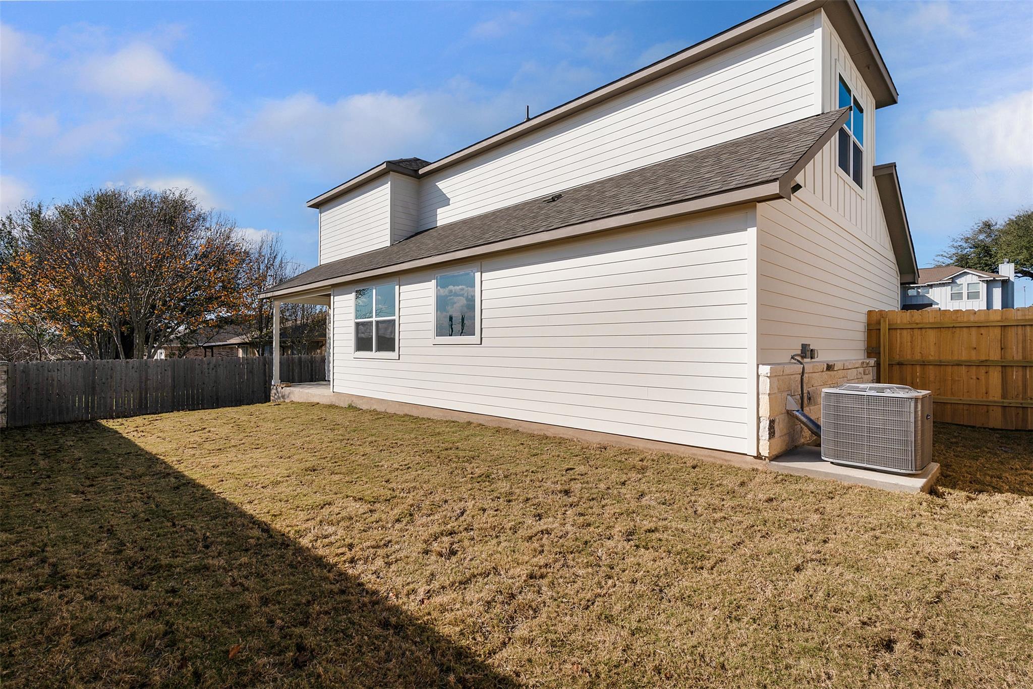 105 Carmen Cv, Burnet, TX 78611