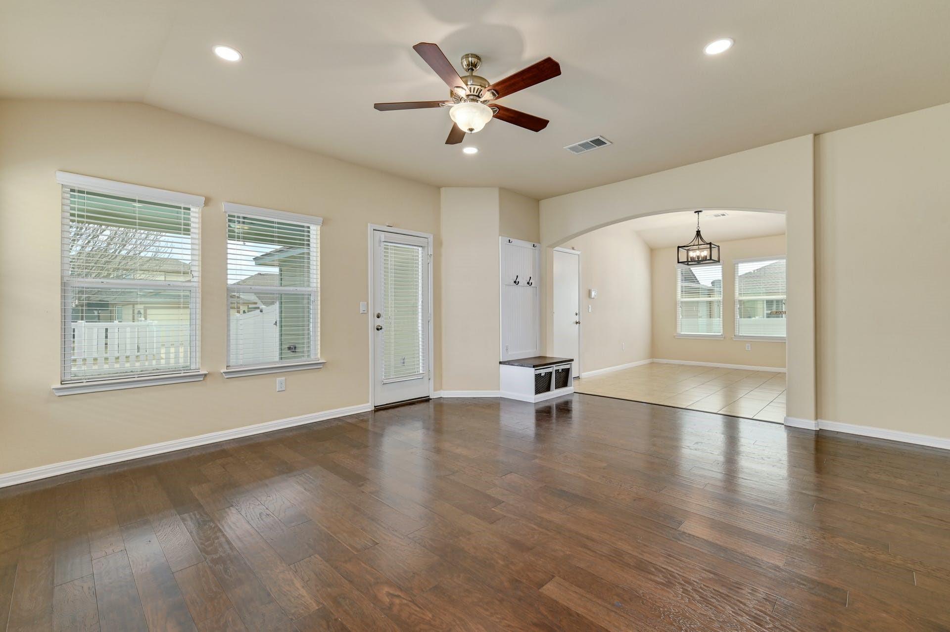 18421 Tallgrass Prairie Dr, Pflugerville, TX 78660